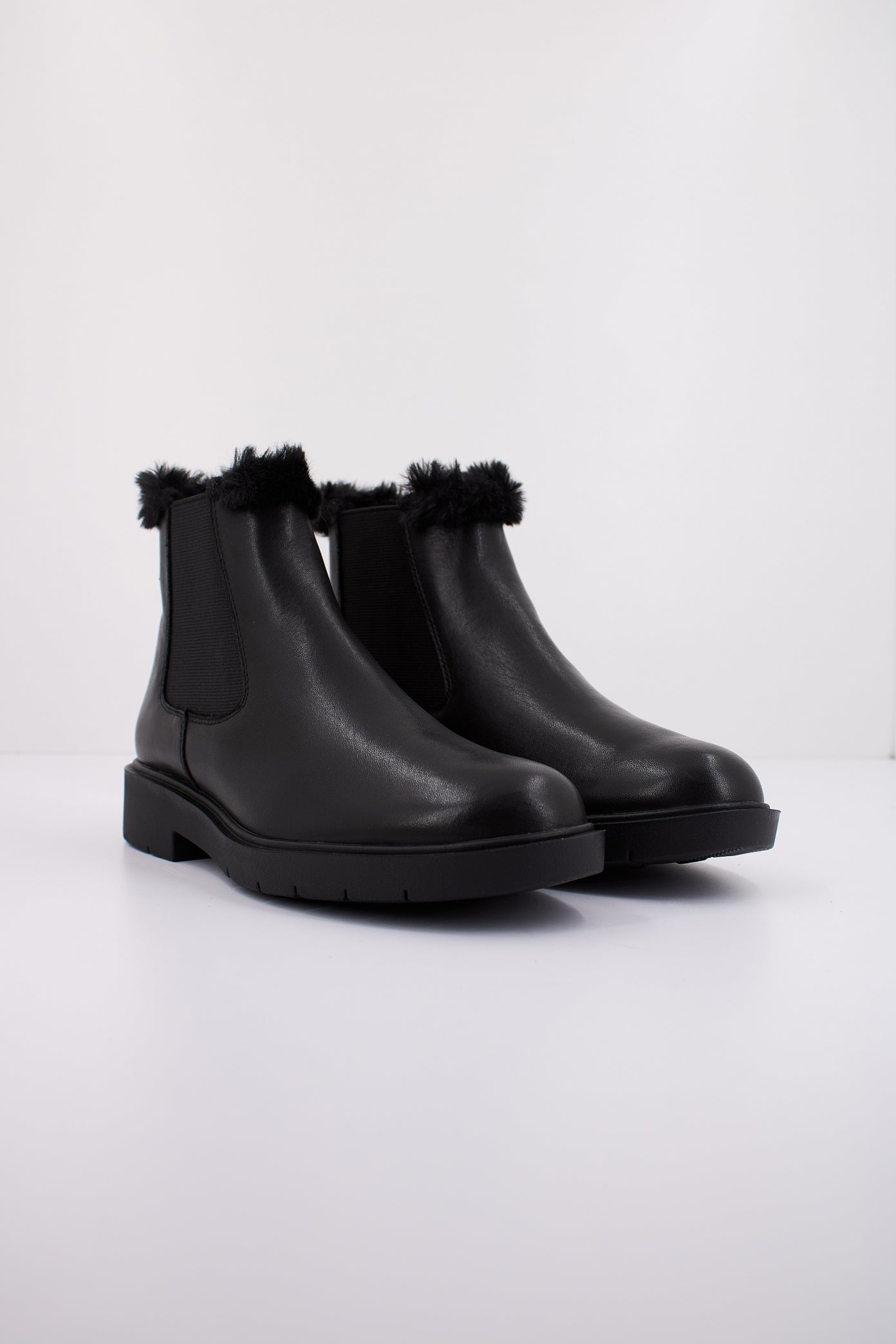 GEOX D SPHERICA EC en color NEGRO (2)