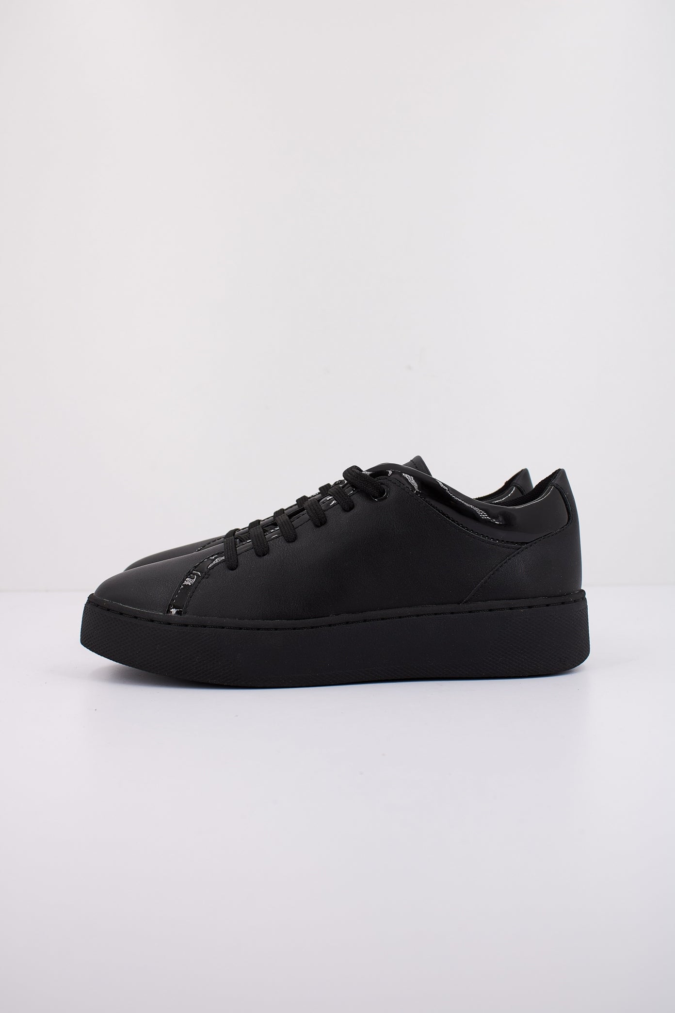 GEOX D SKYELY en color NEGRO (1)