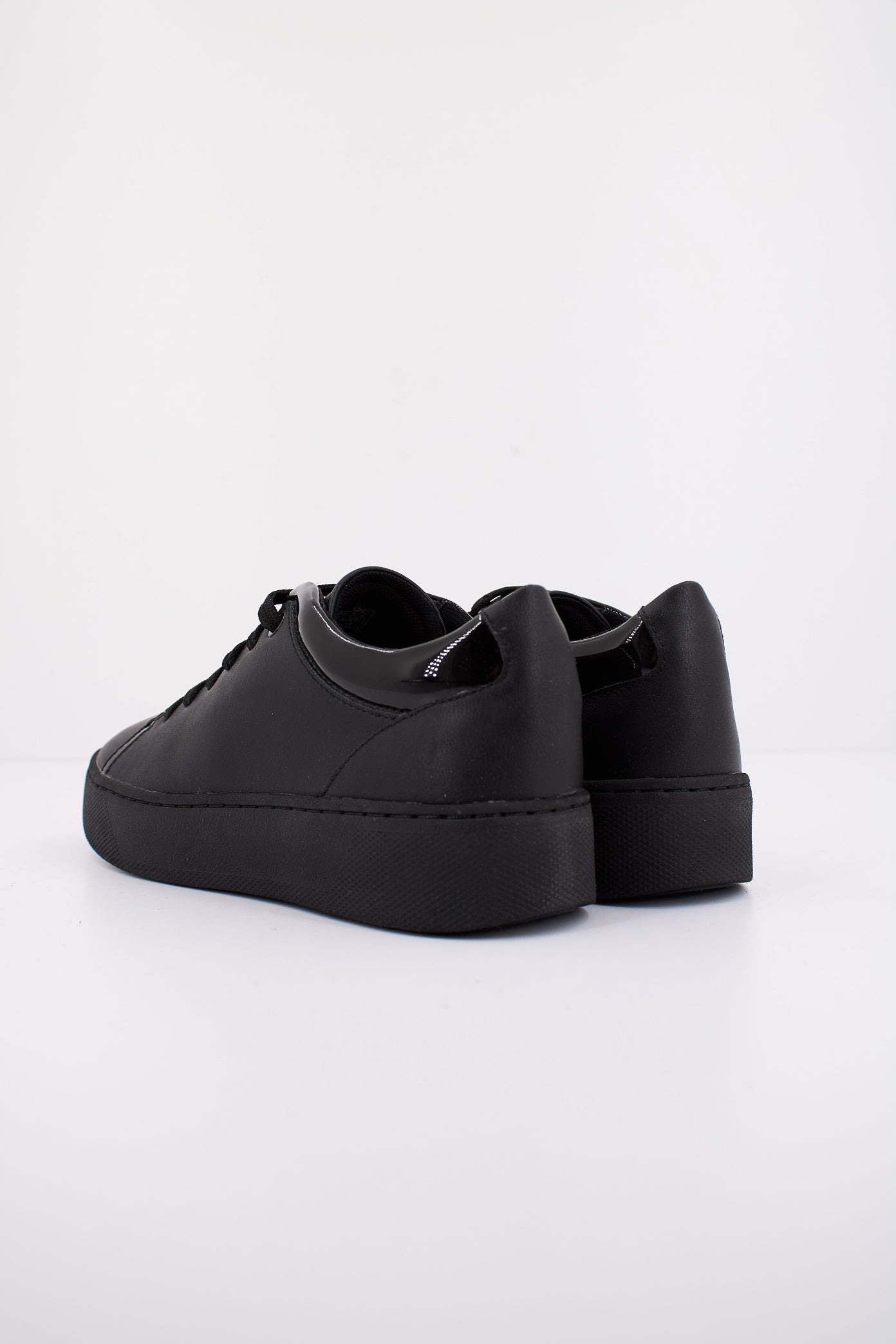GEOX D SKYELY en color NEGRO (4)