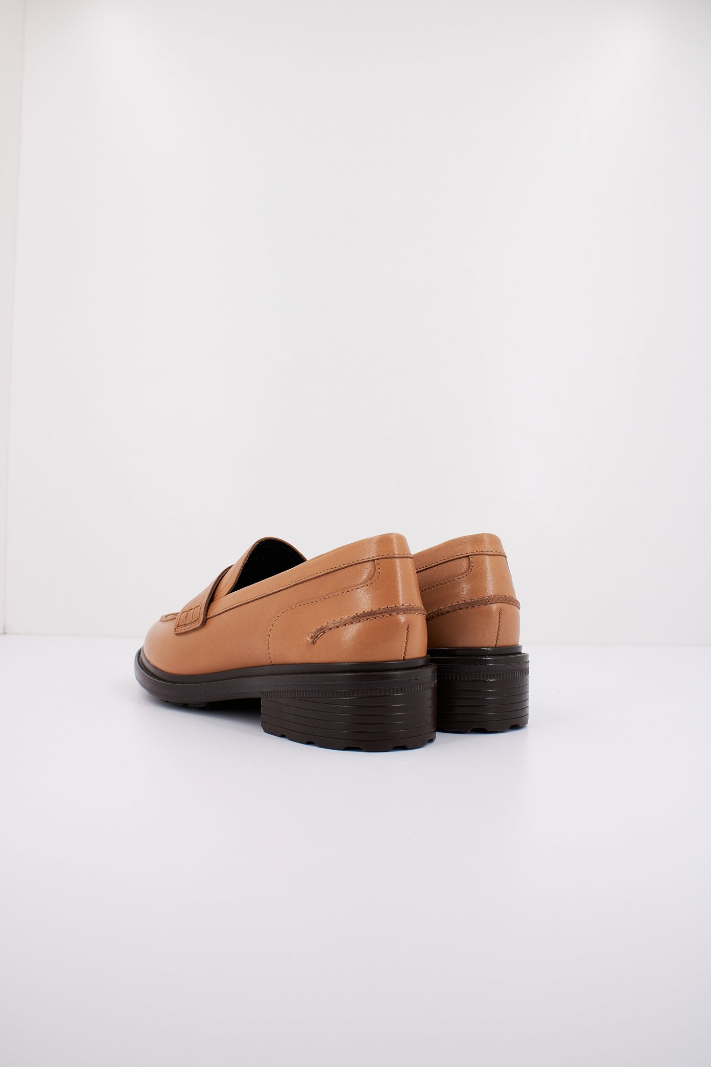 GEOX D WALK PLEASURE en color MARRON (4)