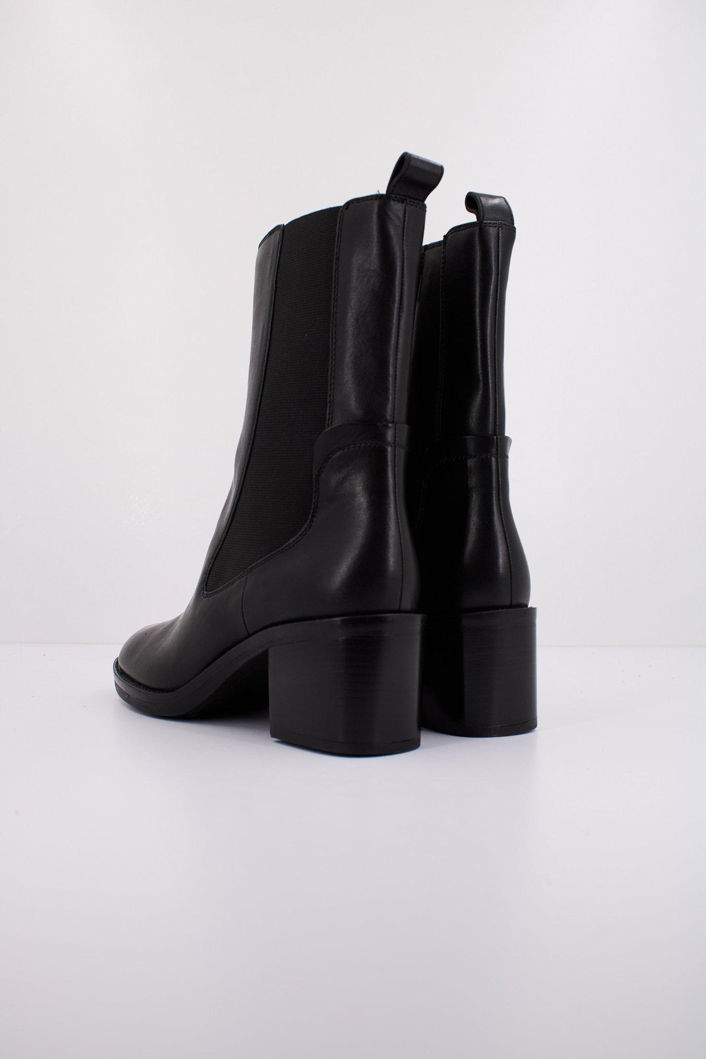 GEOX D GIULILA en color NEGRO (4)