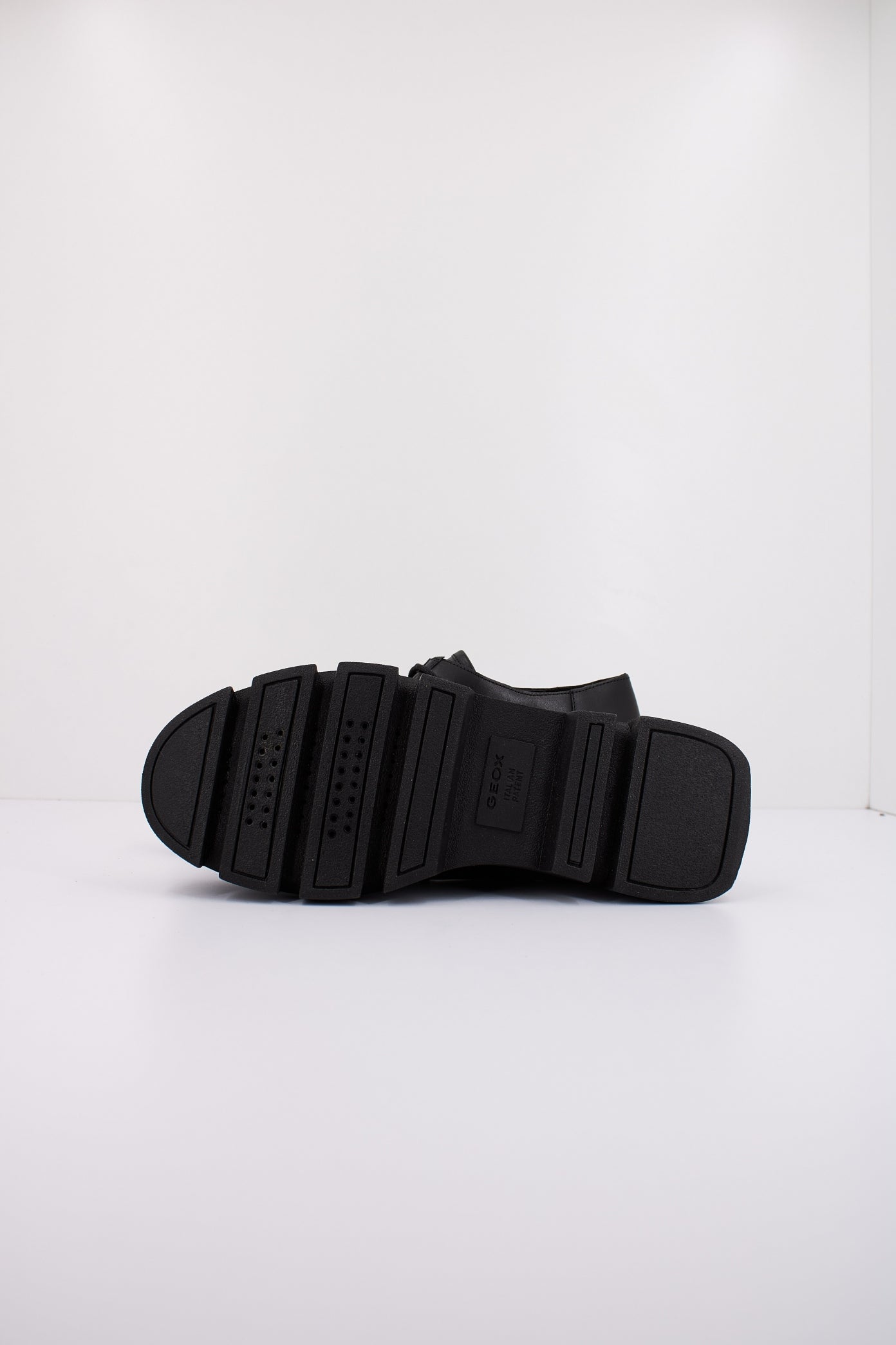 GEOX D VILDE en color NEGRO (5)