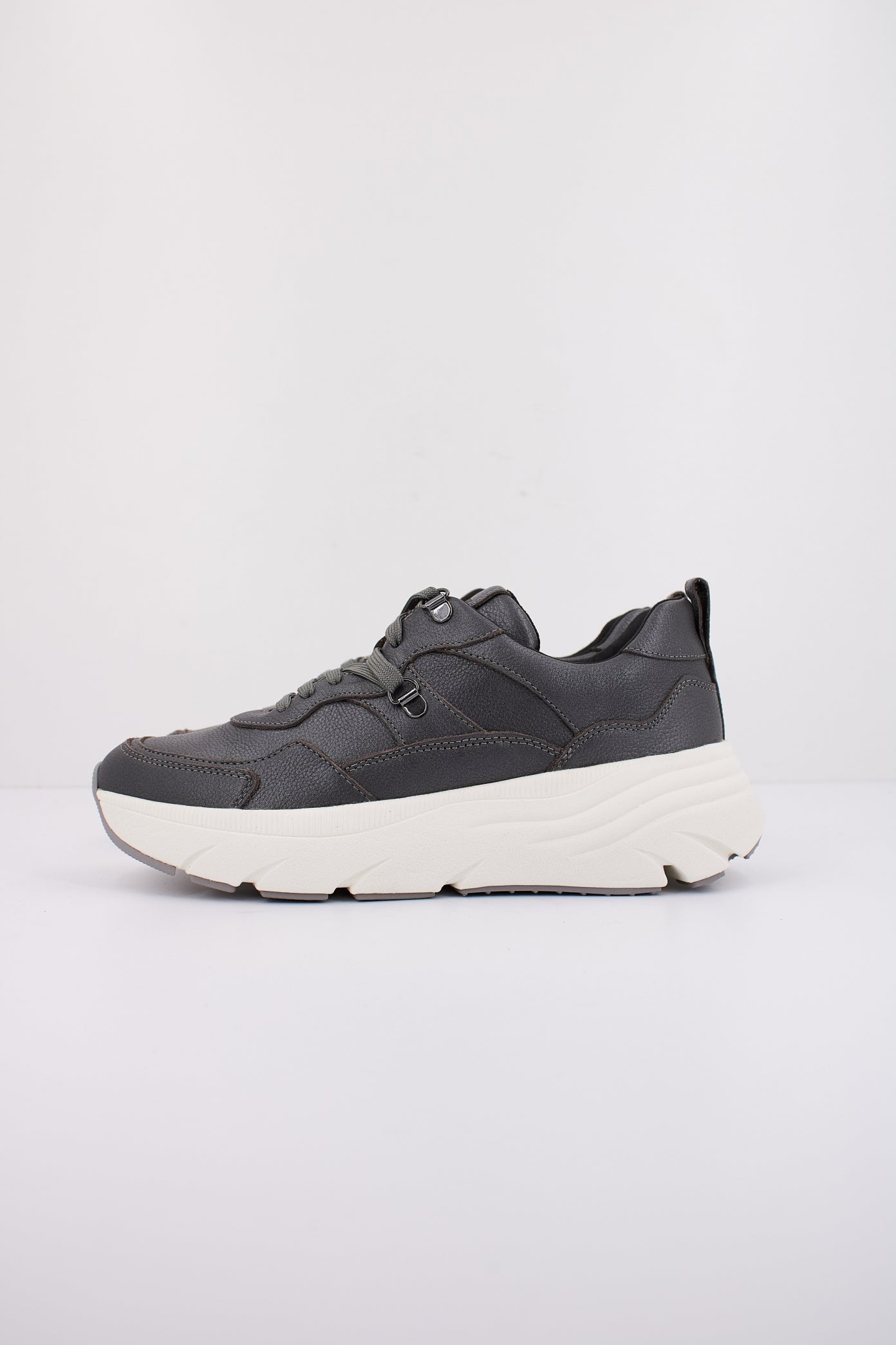 GEOX en color GRIS (1)