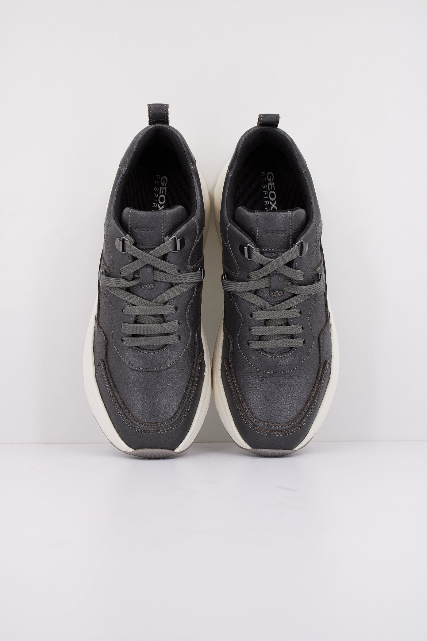 GEOX en color GRIS (3)