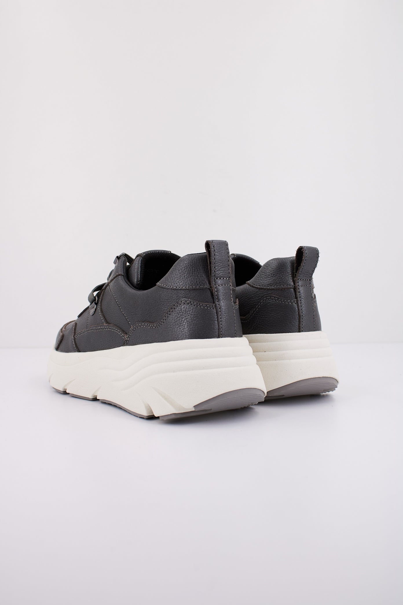 GEOX en color GRIS (4)