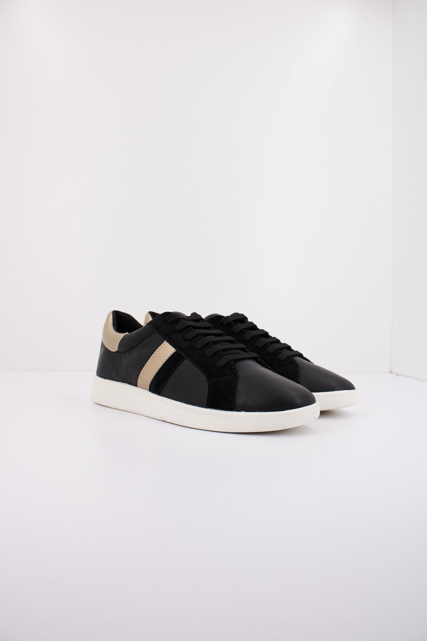 GEOX D MELEDA en color NEGRO (2)