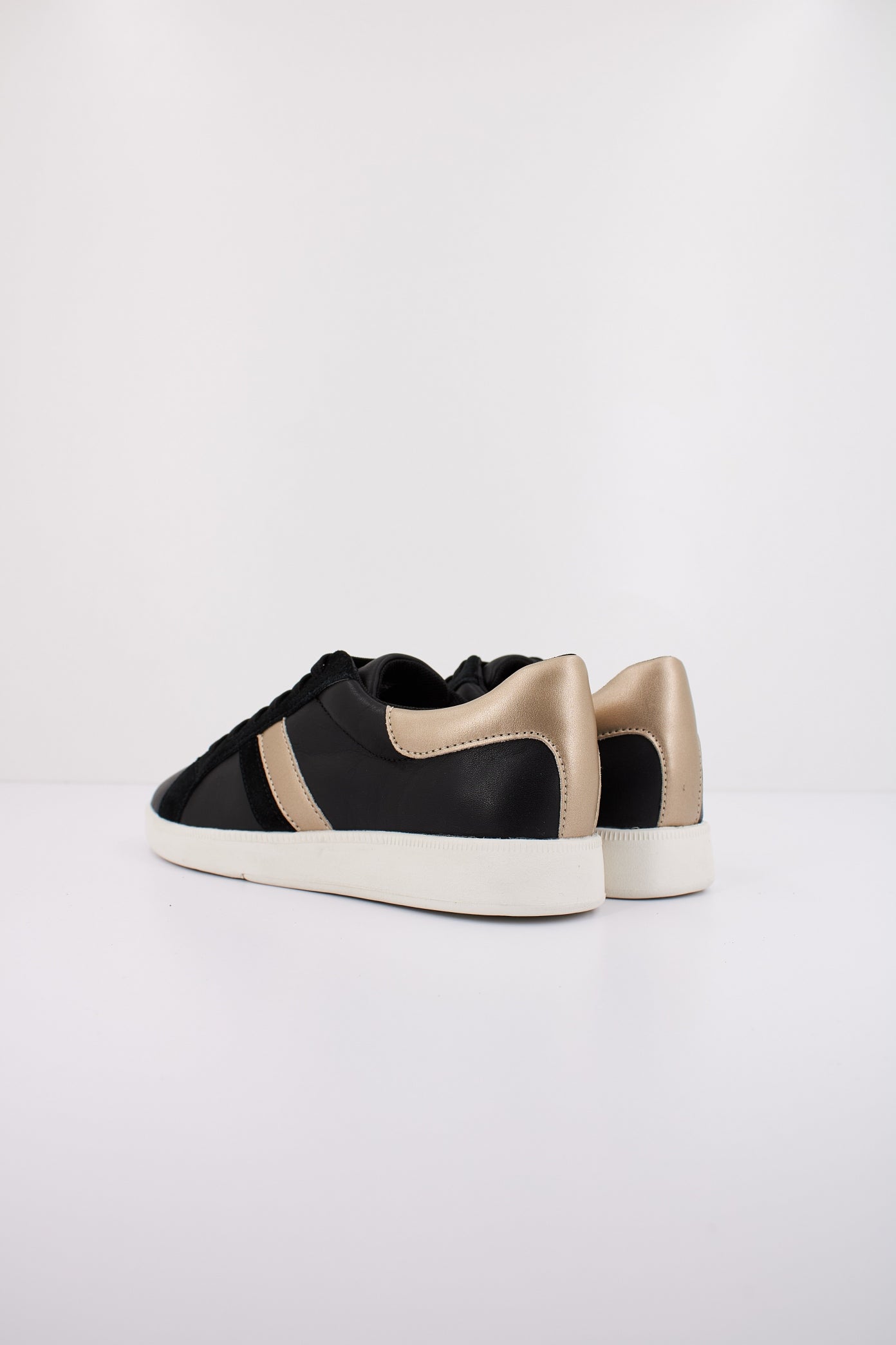 GEOX D MELEDA en color NEGRO (4)