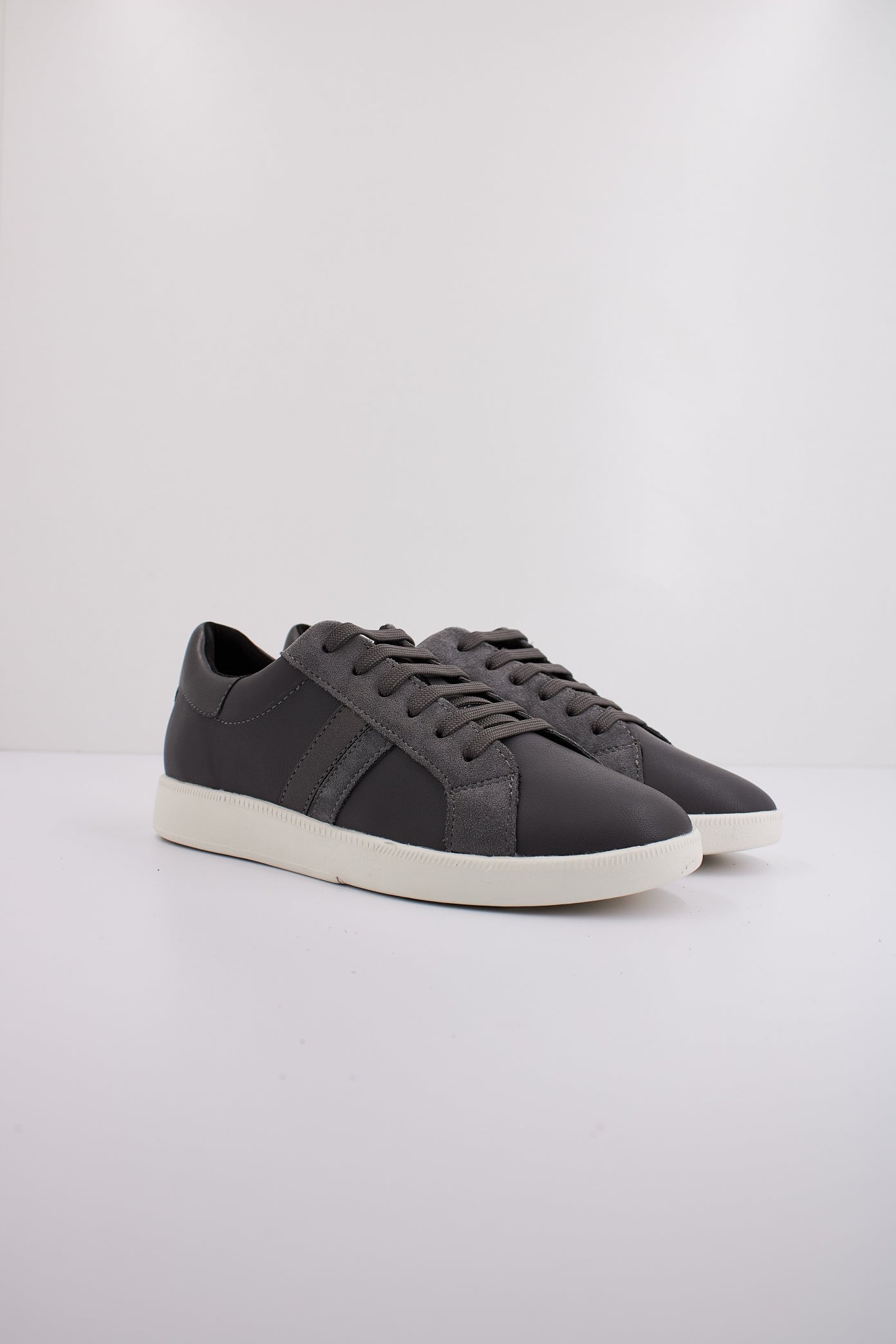 GEOX D MELEDA en color GRIS (2)