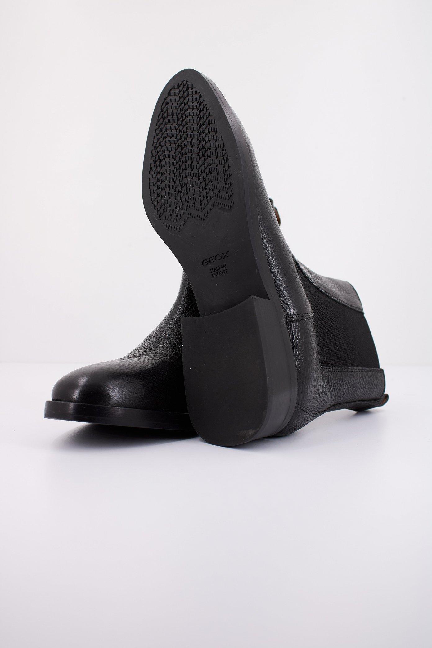 GEOX D TORMALINA en color NEGRO (5)