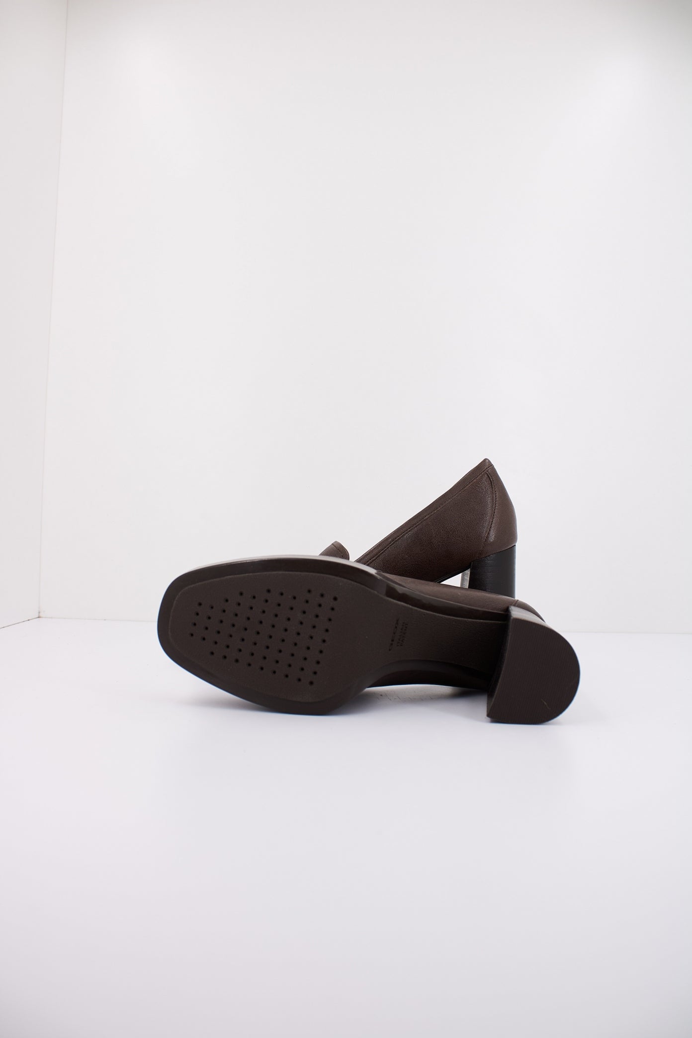 GEOX D TEULADA en color MARRON (5)