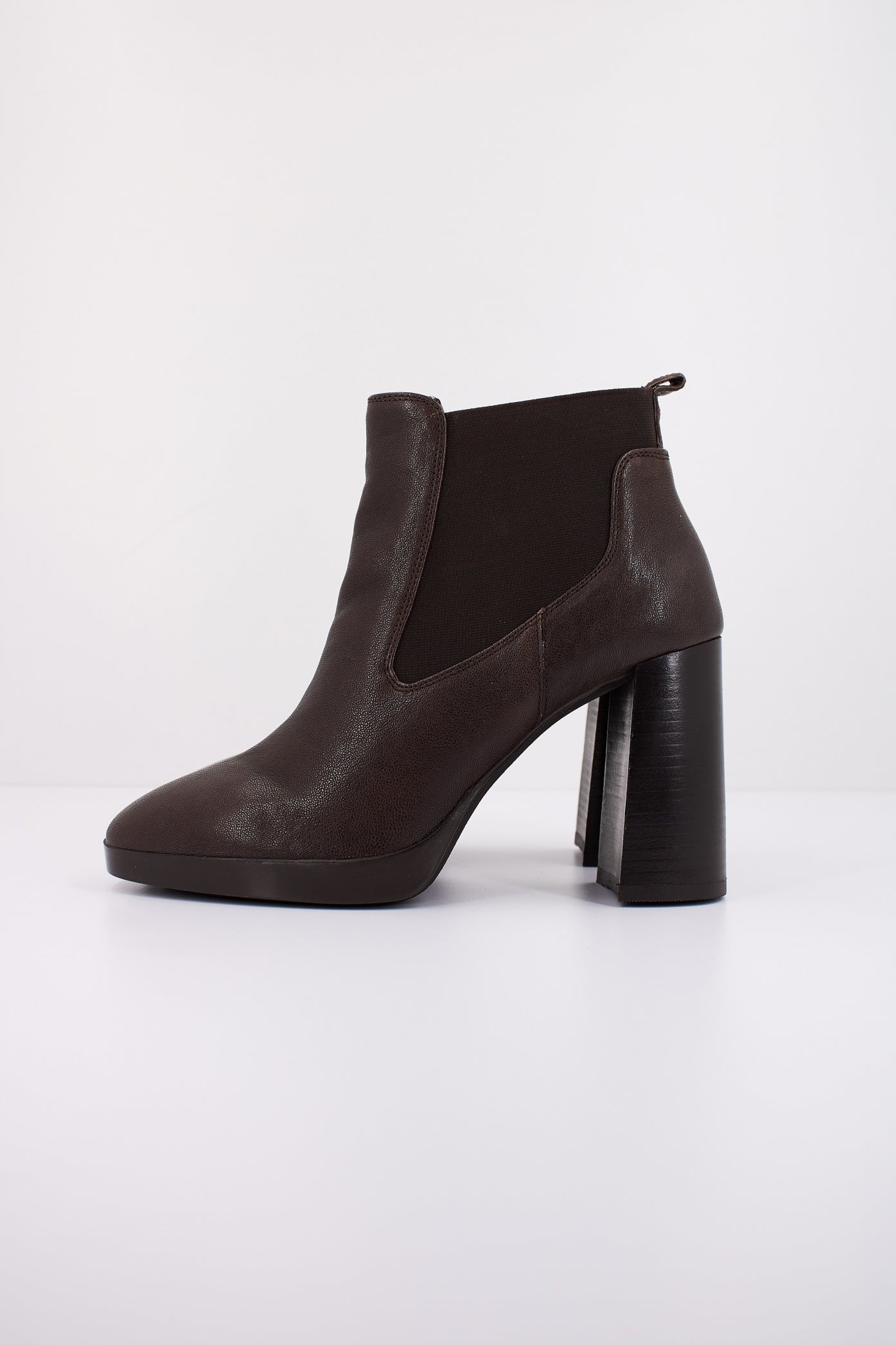 GEOX D TEULADA en color MARRON (1)