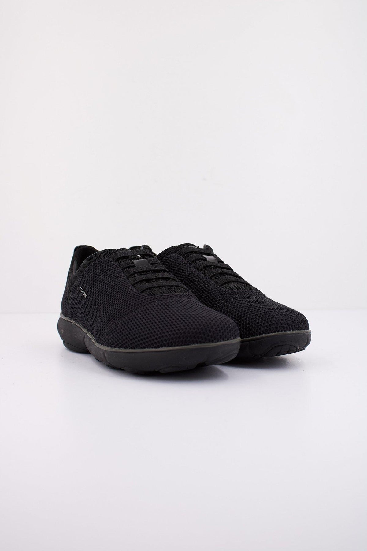 GEOX D NEBULA en color NEGRO (2)