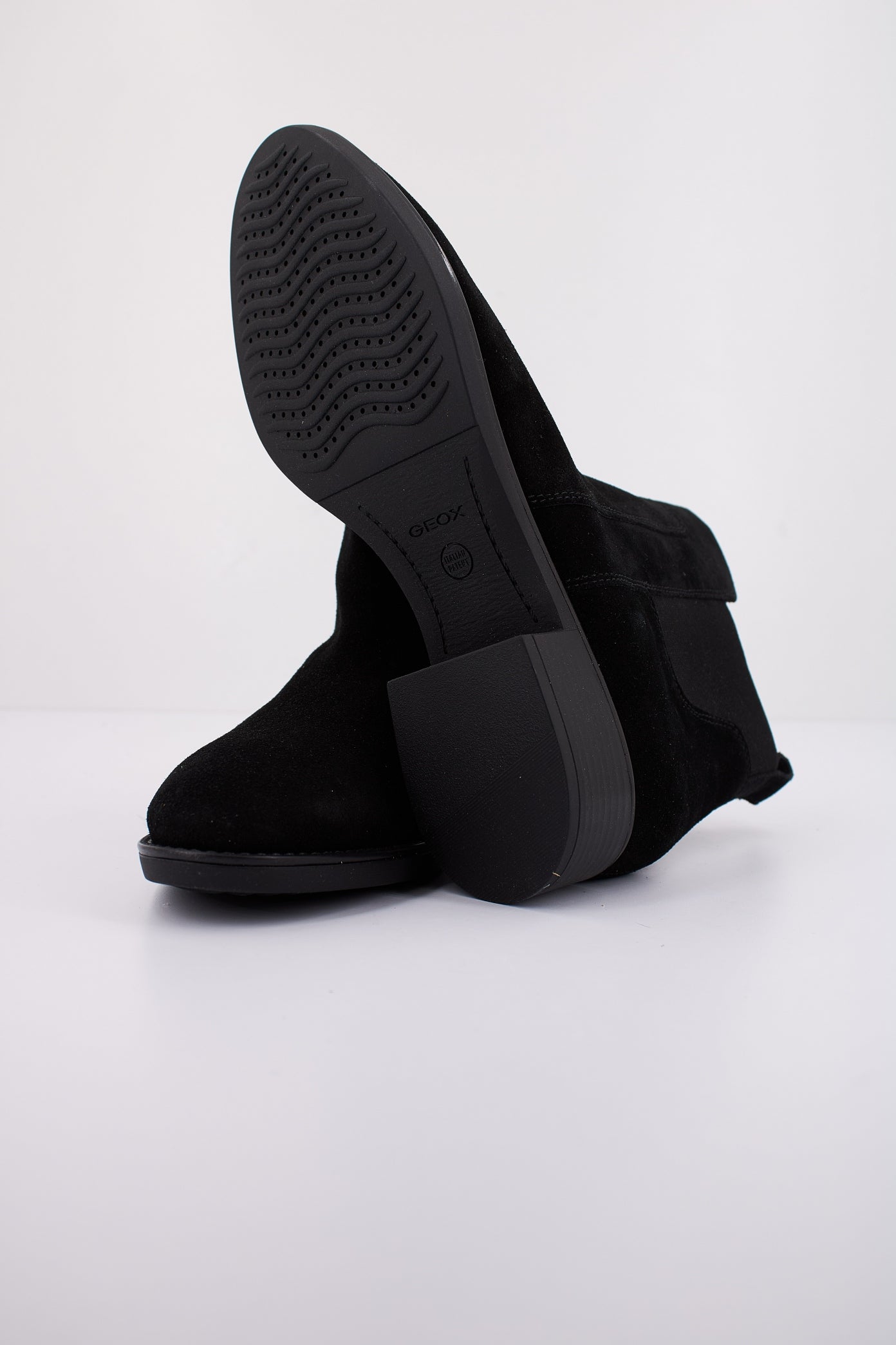 GEOX D FELICITY en color NEGRO (5)