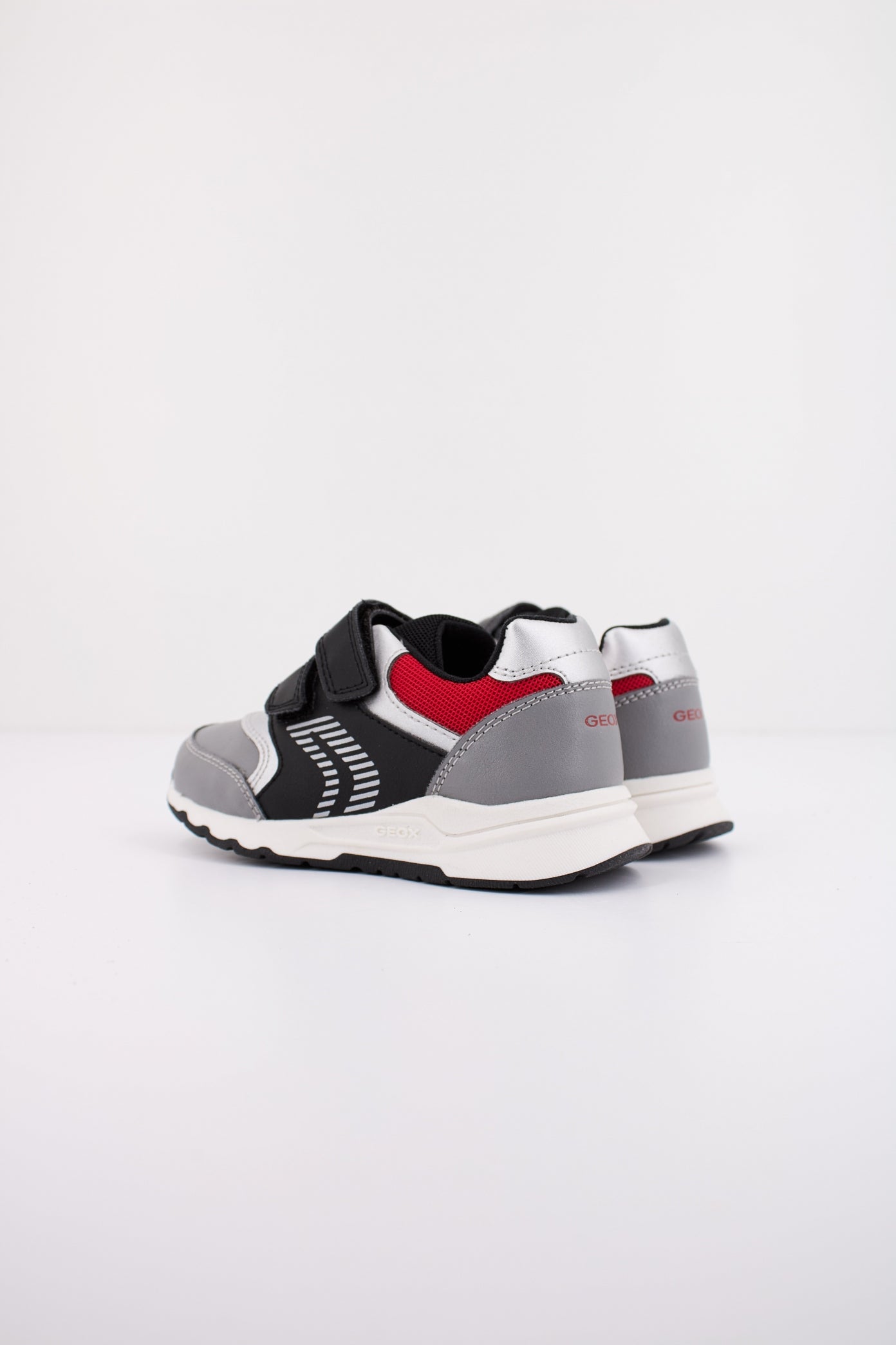 GEOX B PYRIP BOY en color GRIS (3)
