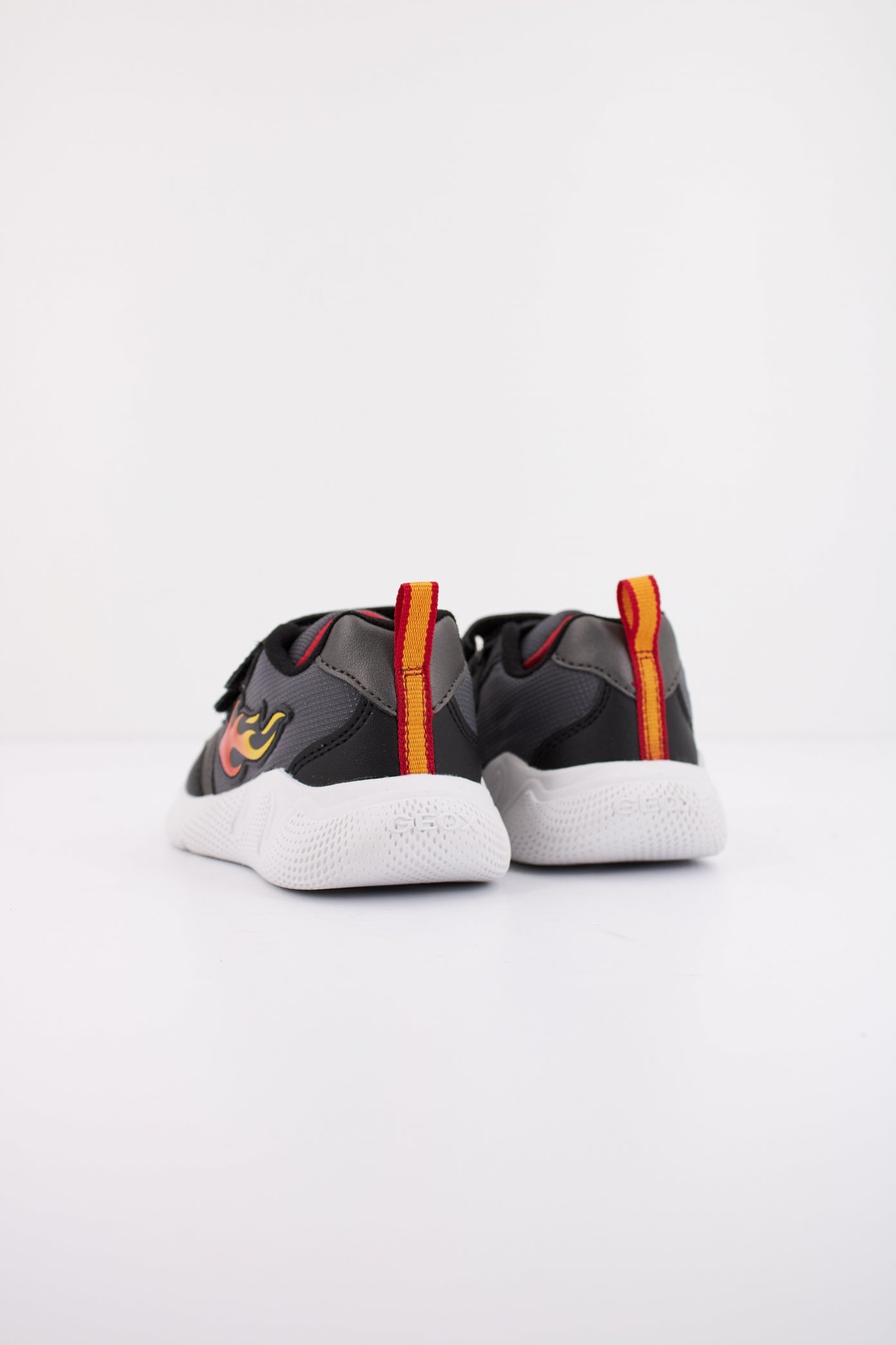 GEOX B SPRINTYE BOY en color GRIS (3)