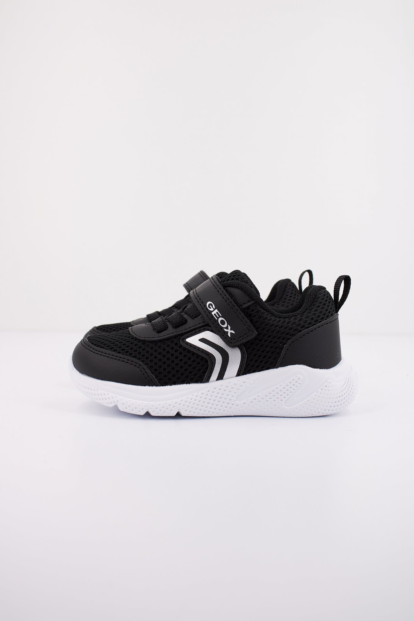 GEOX B SPRINTYE BOY en color NEGRO (1)