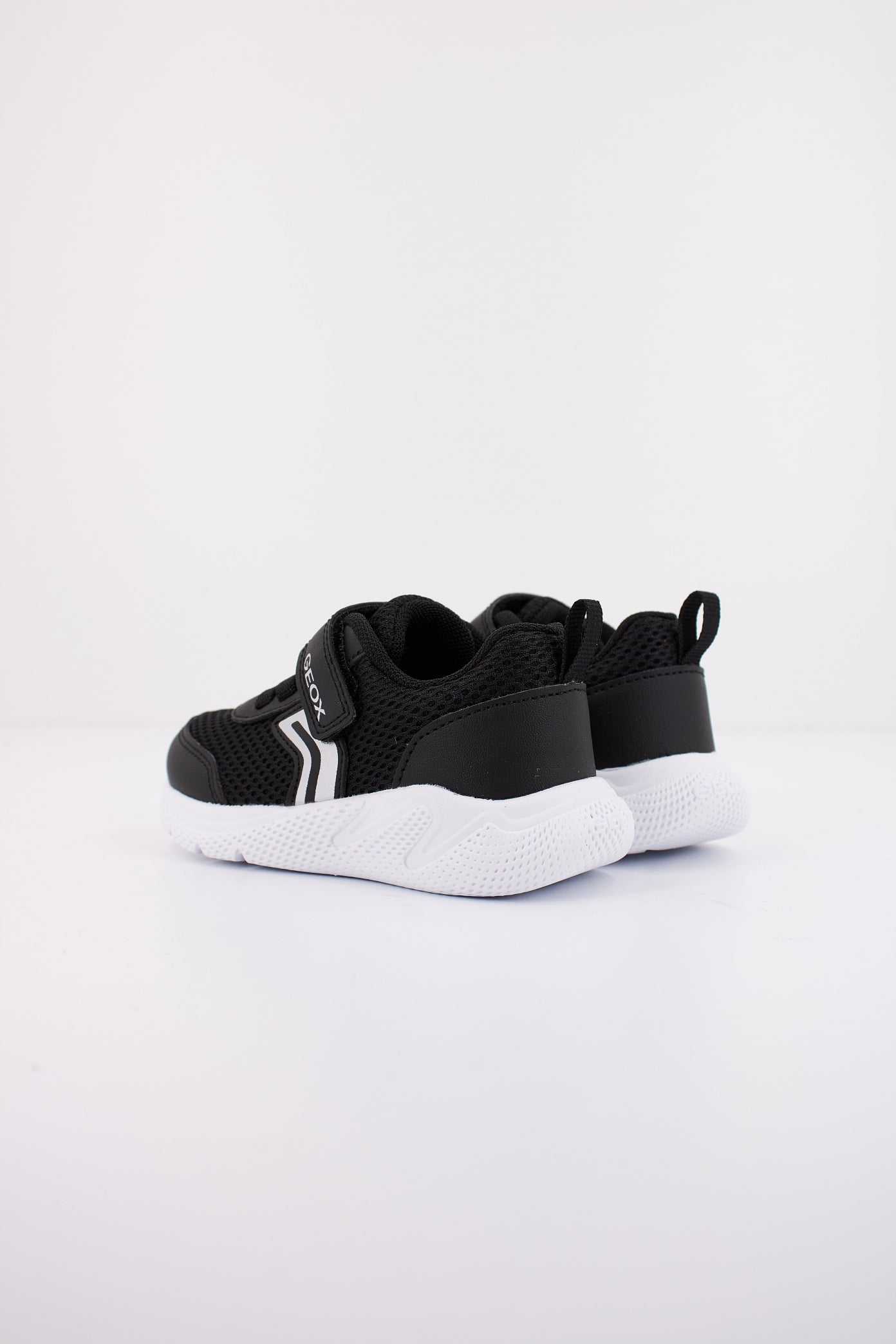 GEOX B SPRINTYE BOY en color NEGRO (3)