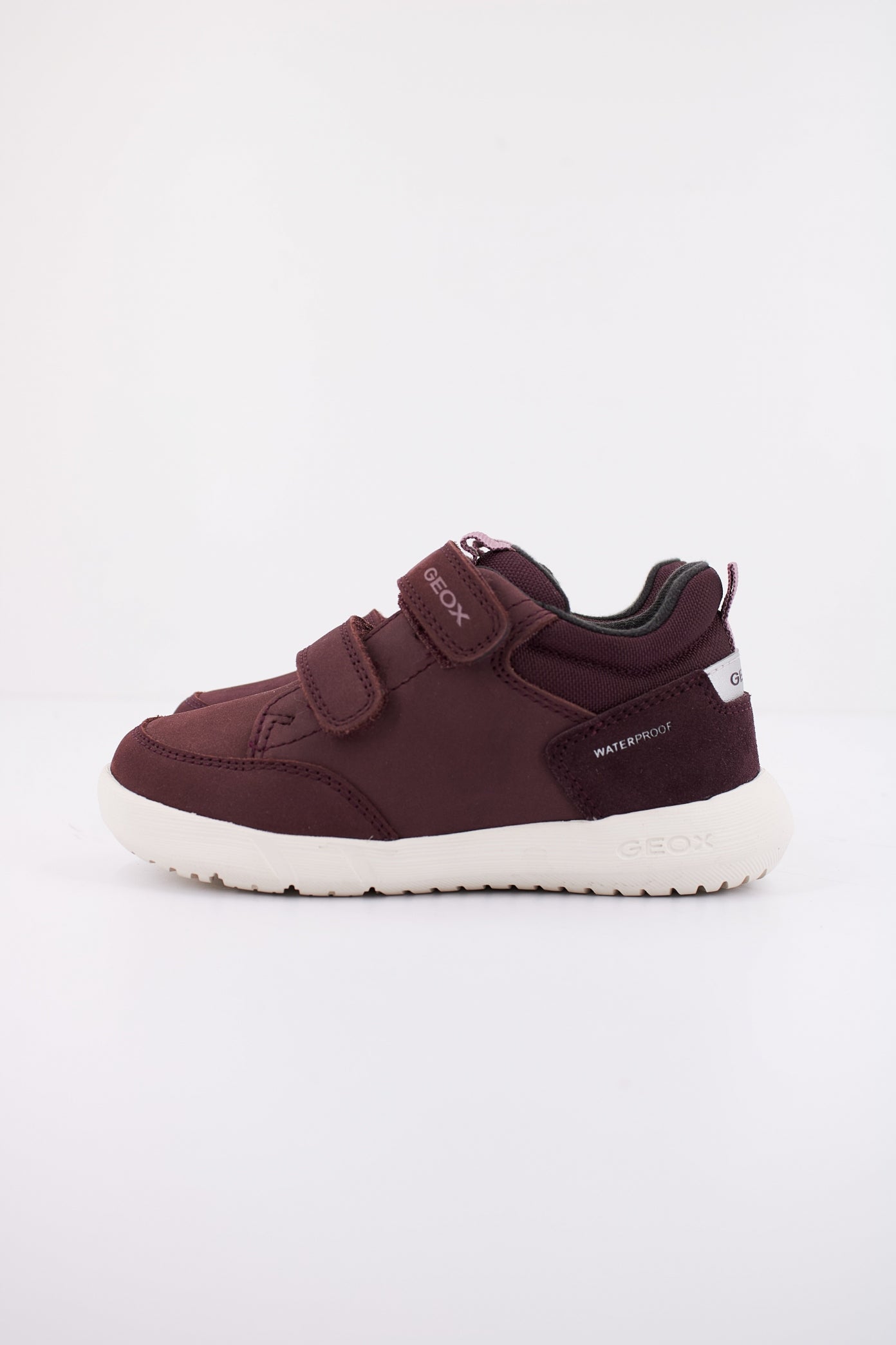 GEOX B HYROO WPF en color VIOLETA (1)