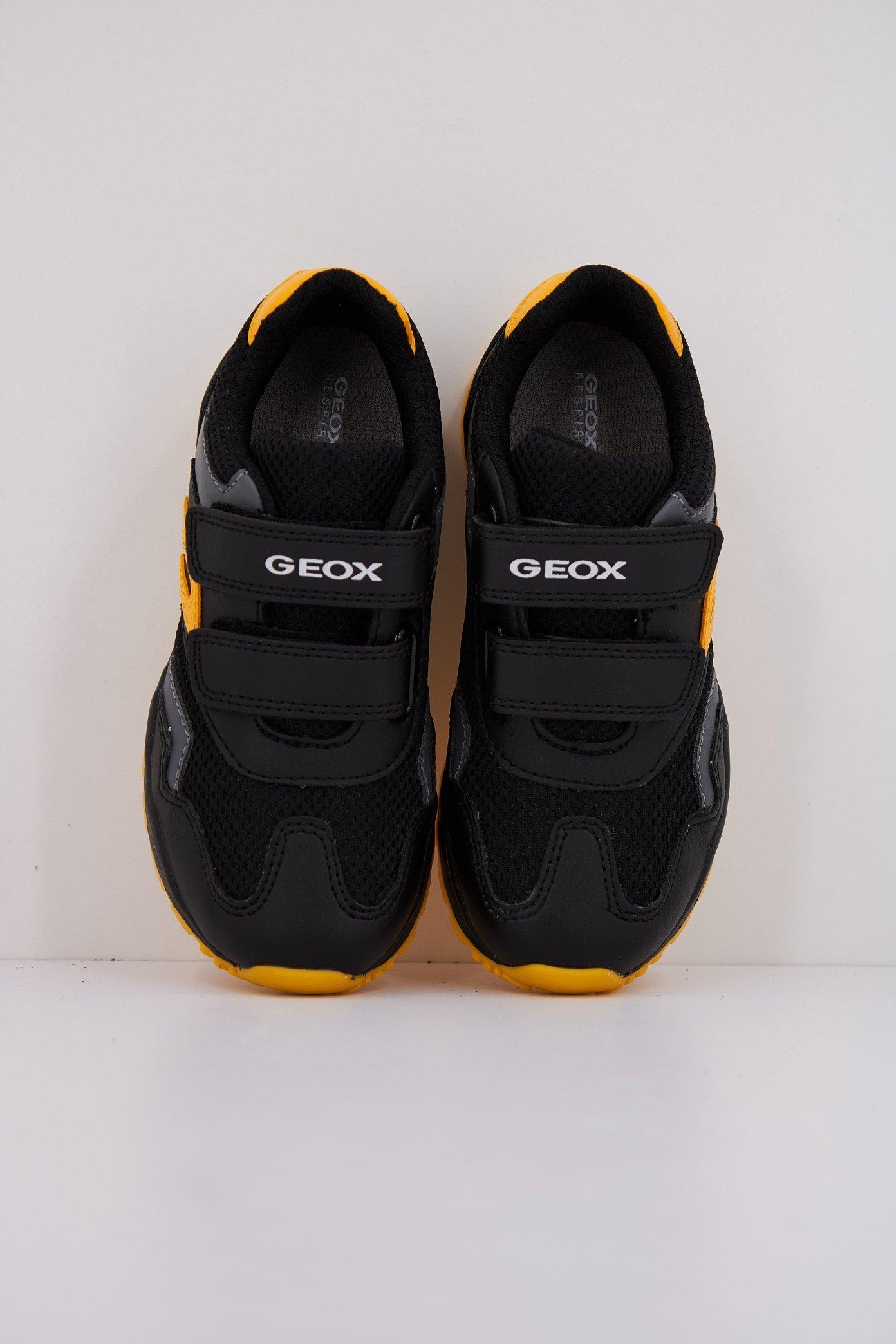 GEOX J PAVEL en color NEGRO (3)