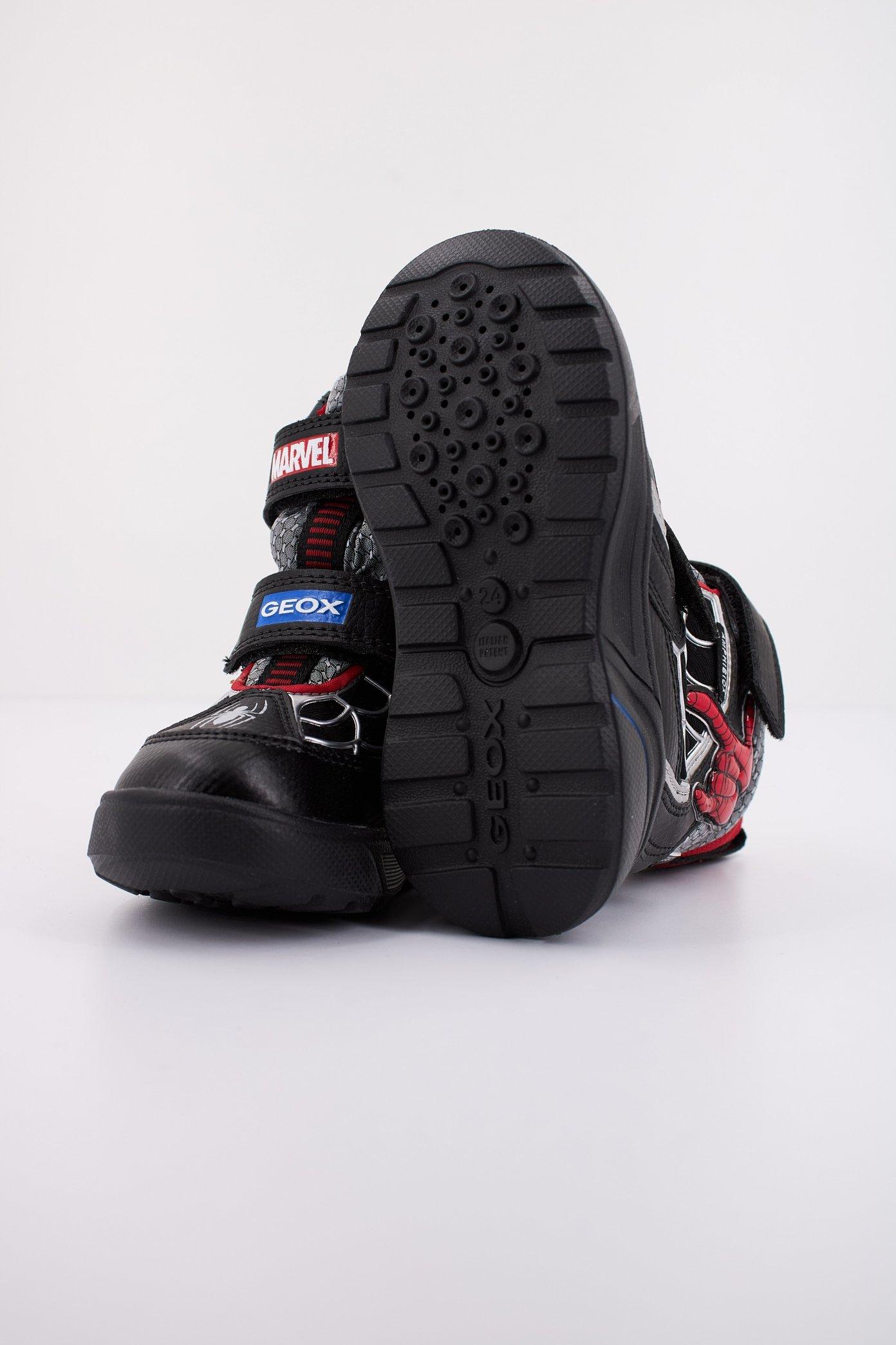 GEOX J SVEGGEN BOY B ABX en color NEGRO (5)