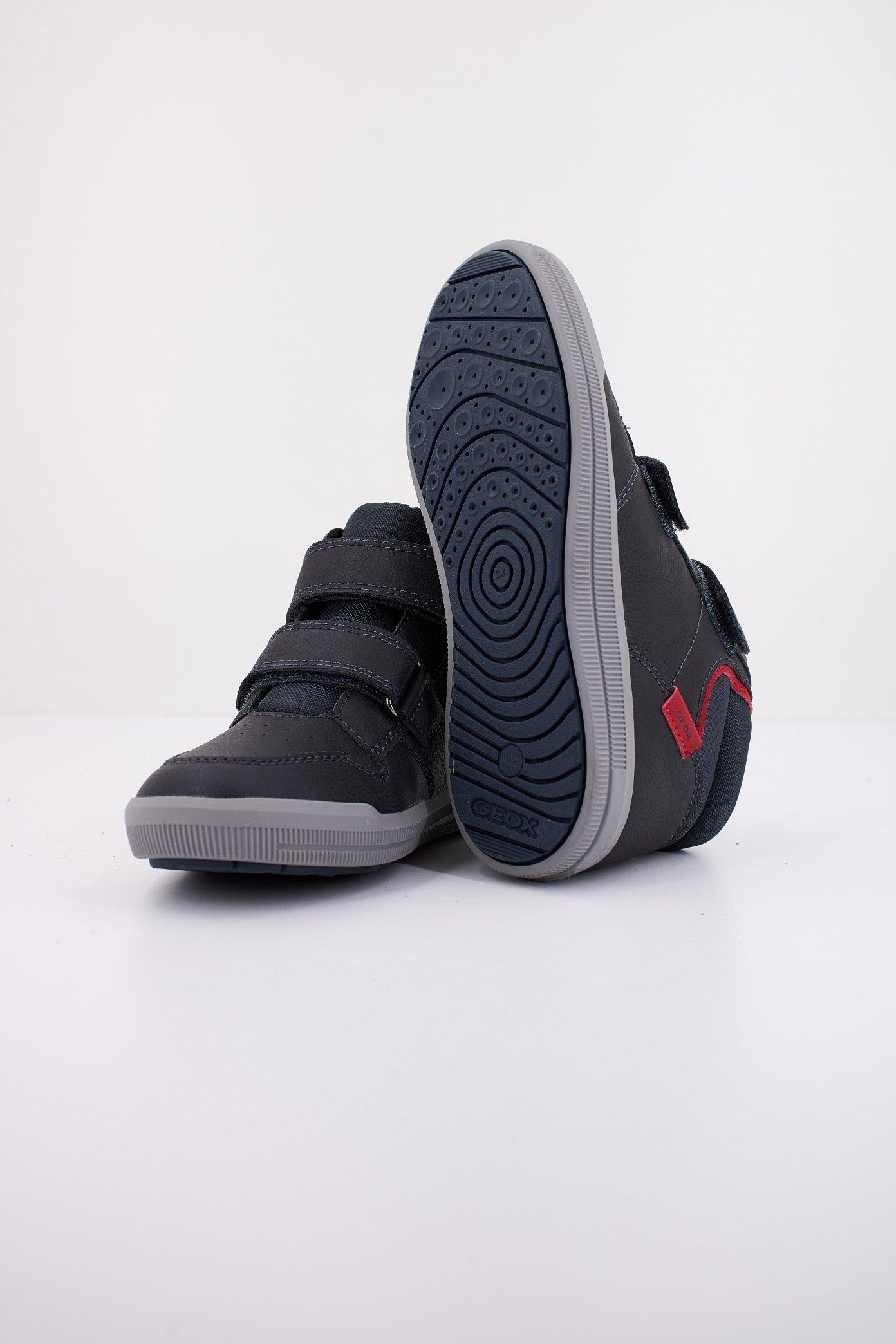 GEOX J ARZACH en color NEGRO (5)