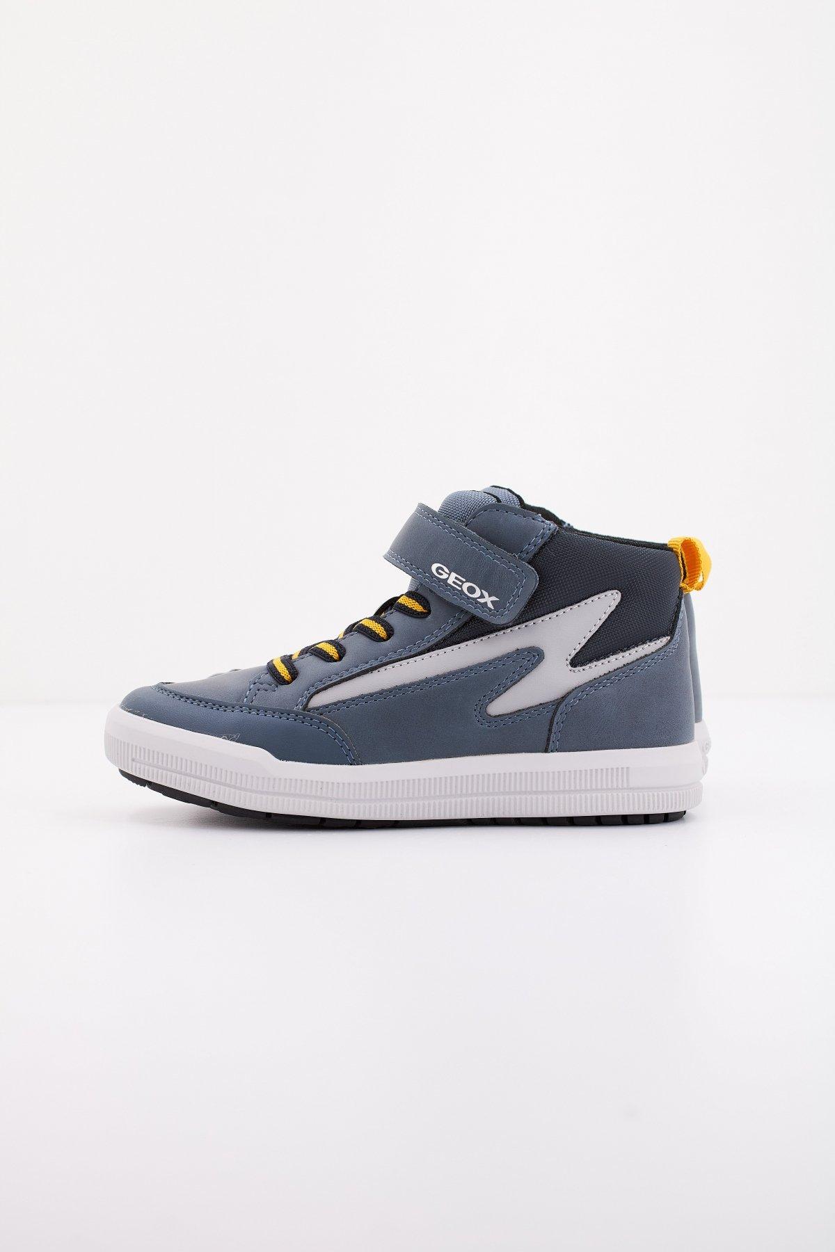 GEOX J ARZACH en color GRIS (1)