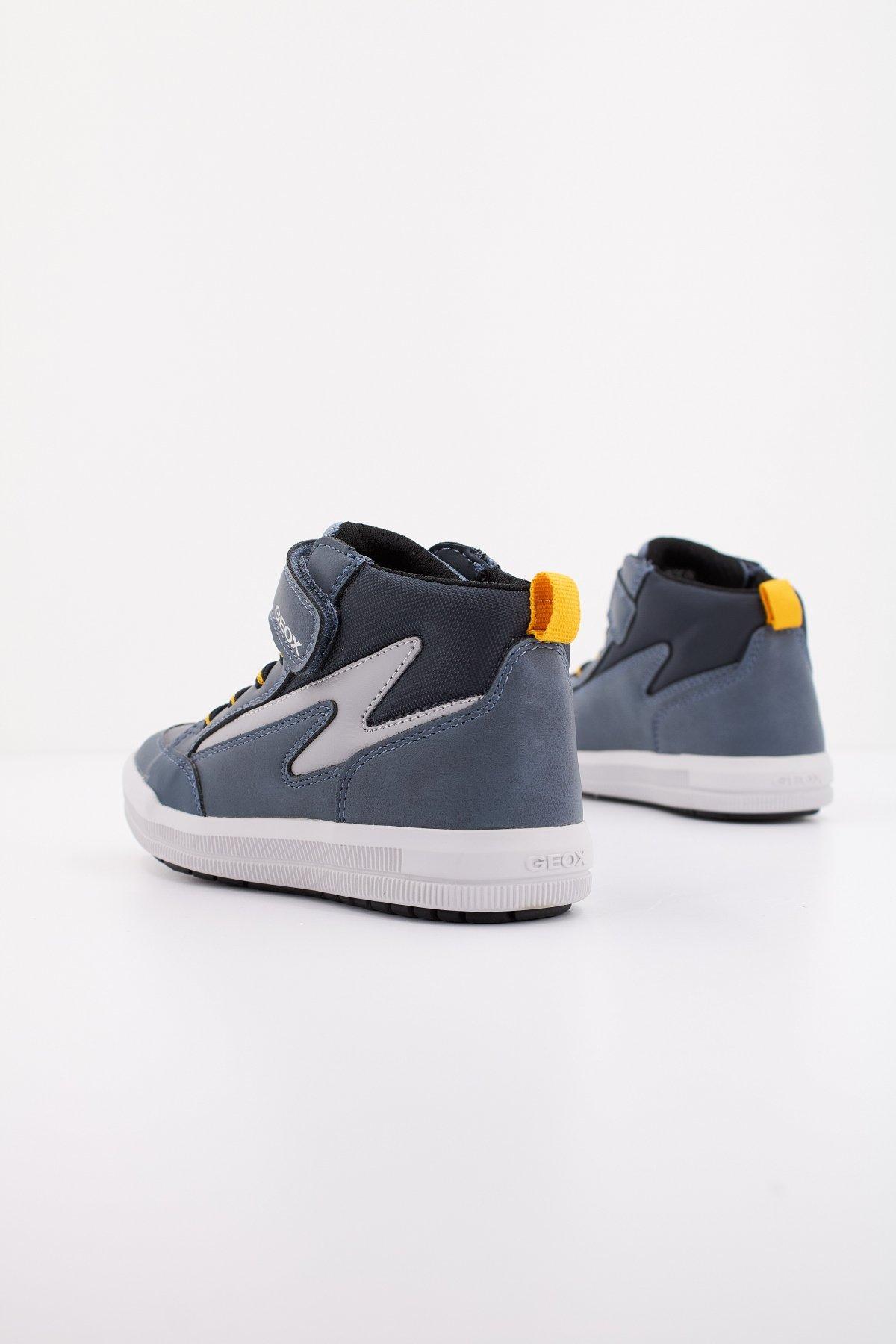 GEOX J ARZACH en color GRIS (3)