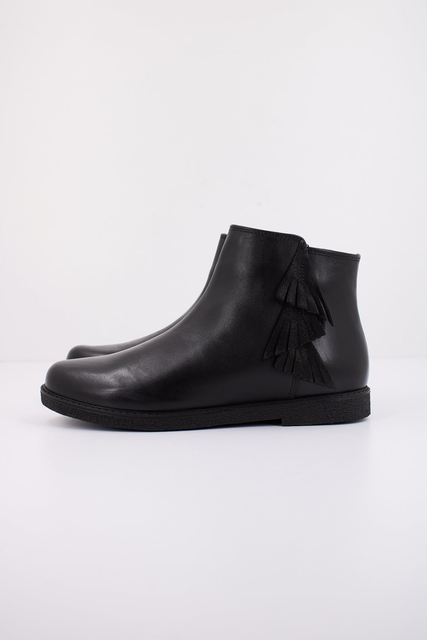 GEOX J SHAWNTEL GIRL en color NEGRO (1)