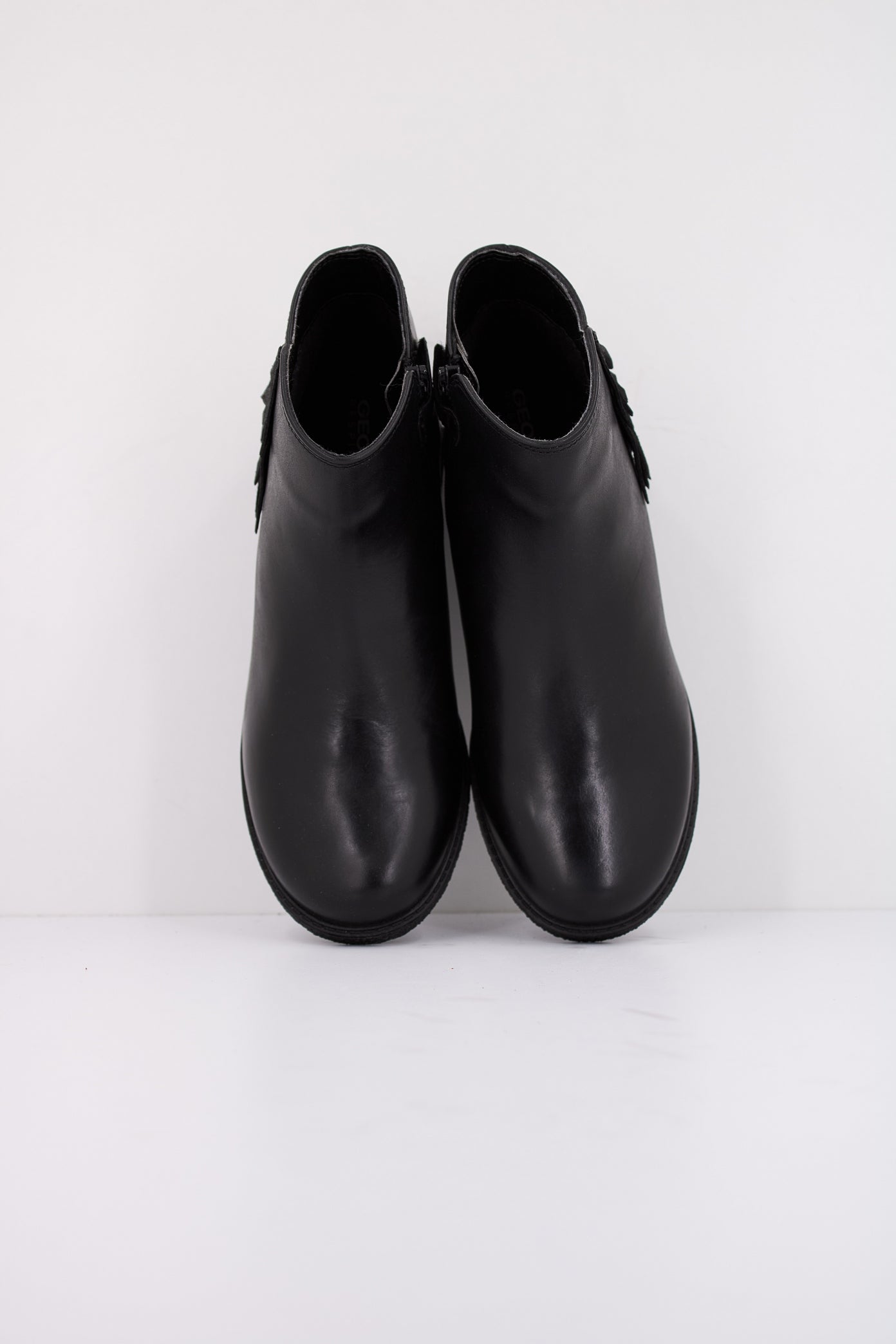 GEOX J SHAWNTEL GIRL en color NEGRO (3)