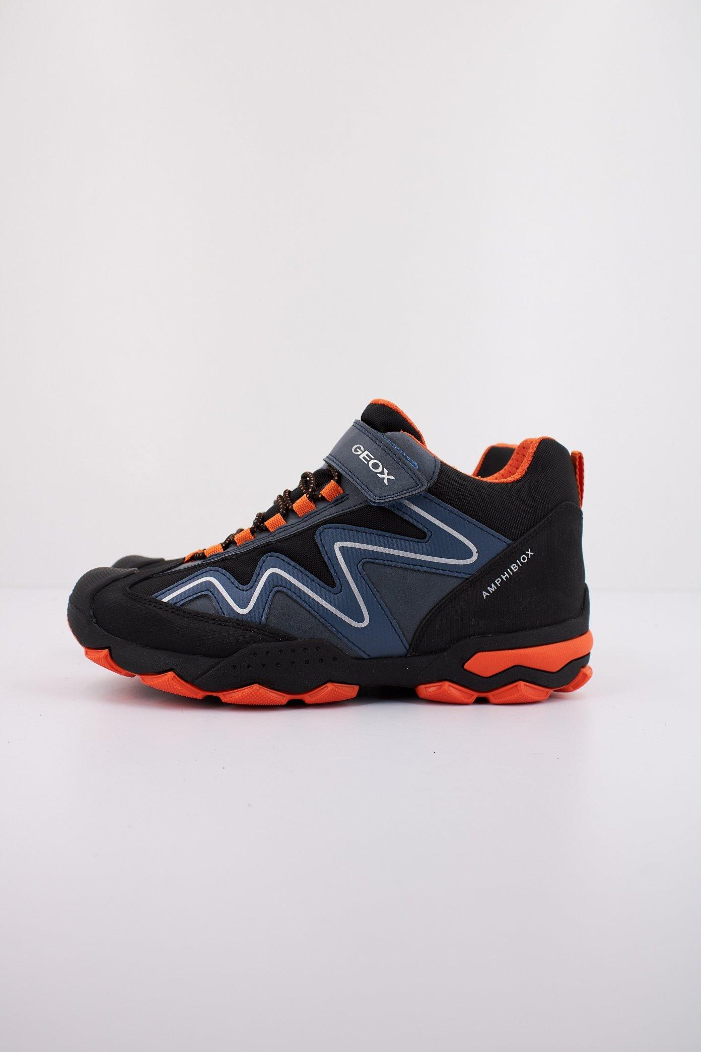 GEOX J BULLER en color NEGRO (1)