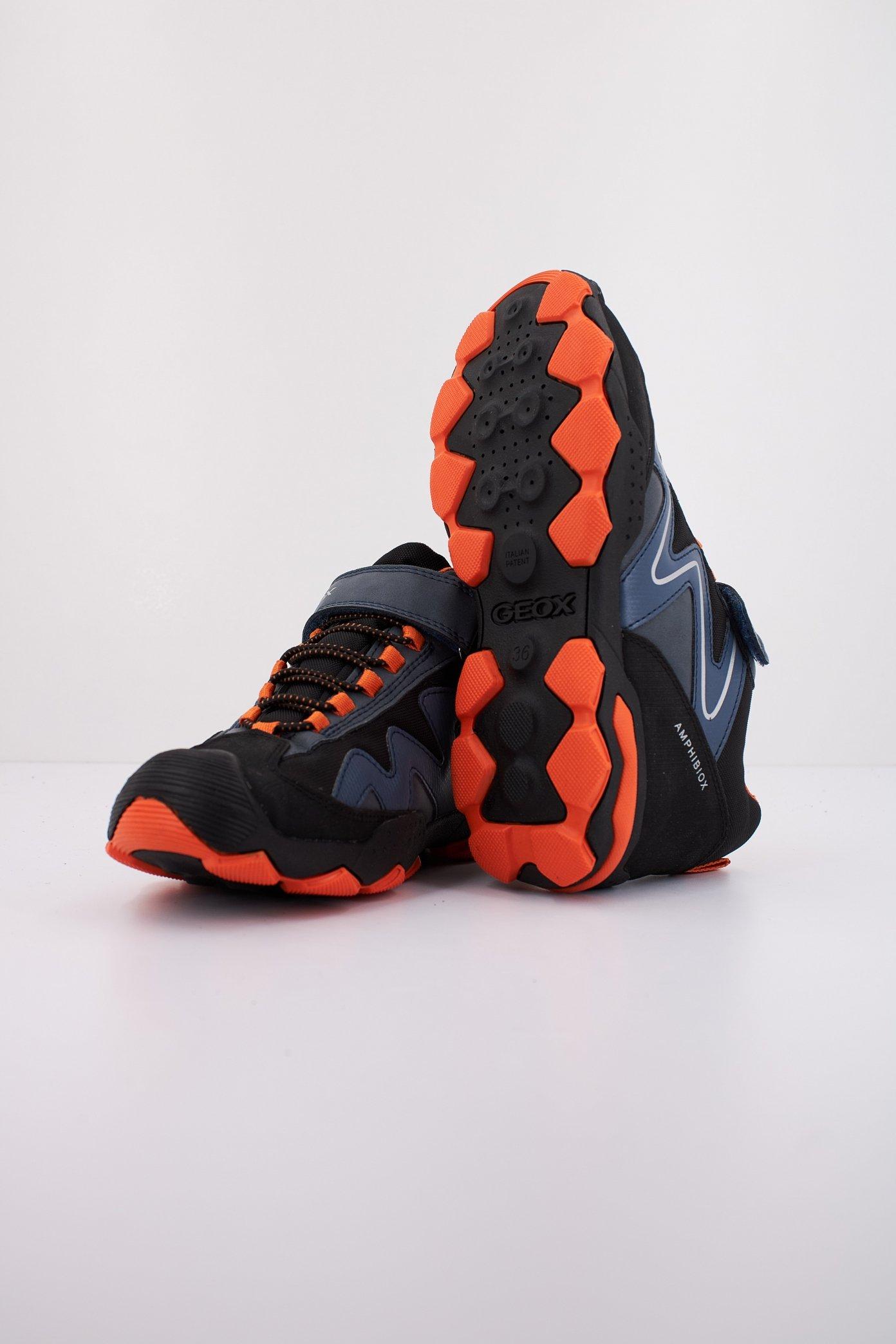GEOX J BULLER en color NEGRO (5)