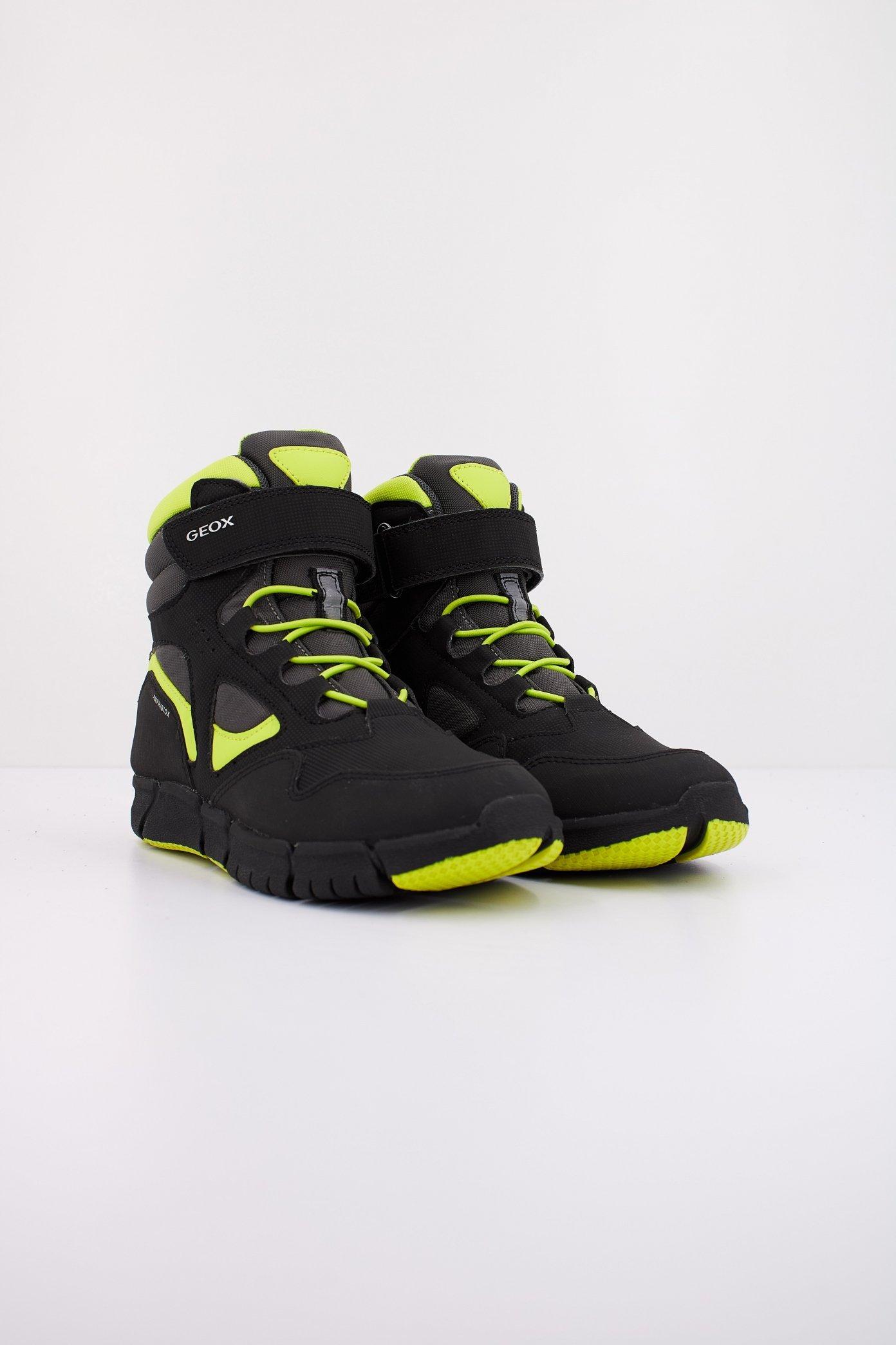 GEOX J FLEXYPER BOY B ABX en color NEGRO (2)