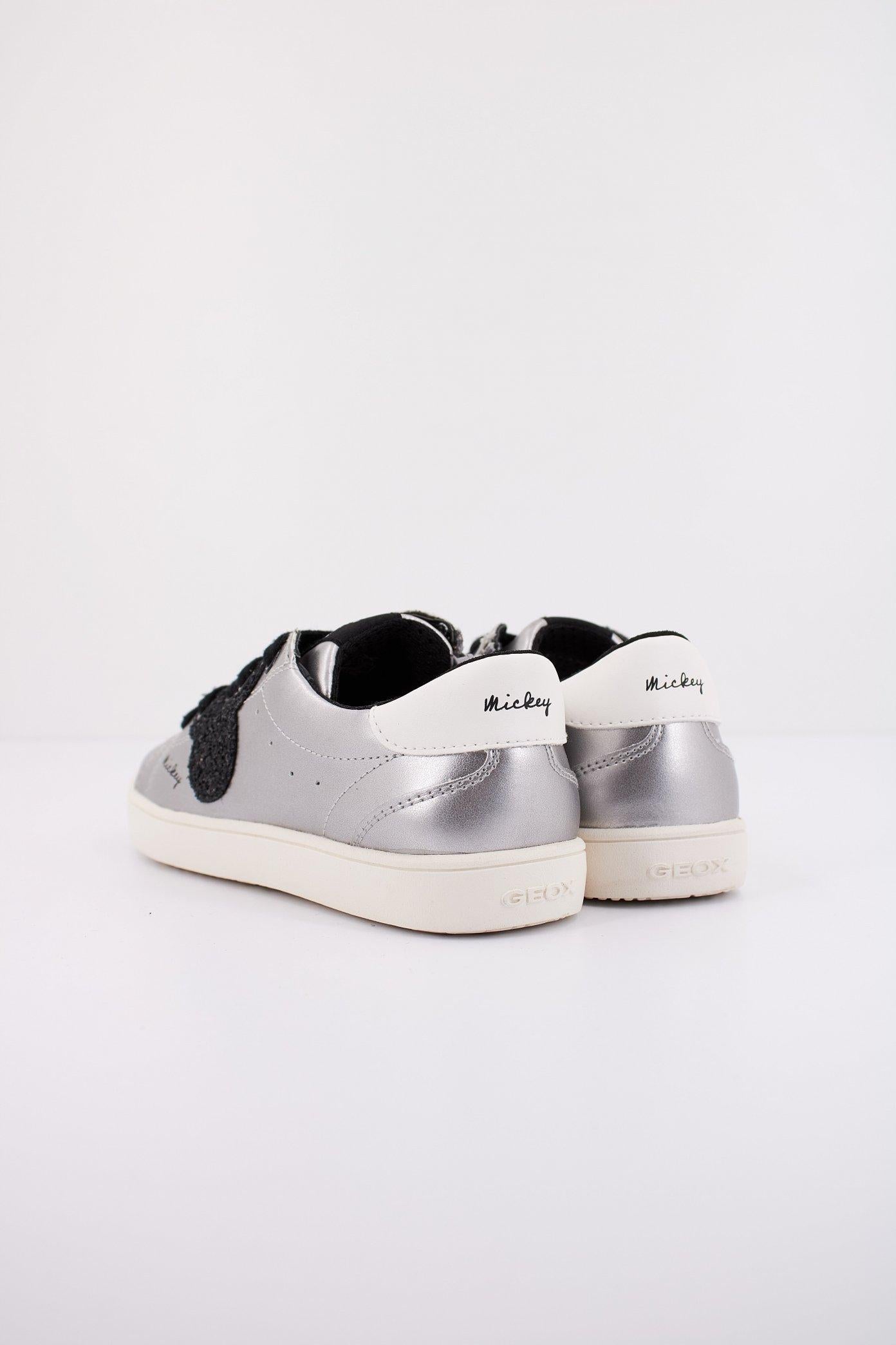 GEOX J KATHE GIRL en color PLATA (4)