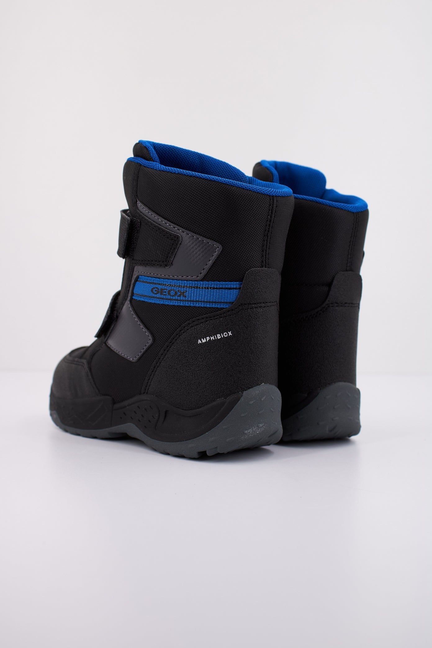 GEOX J SENTIERO BOY B ABX en color NEGRO (4)