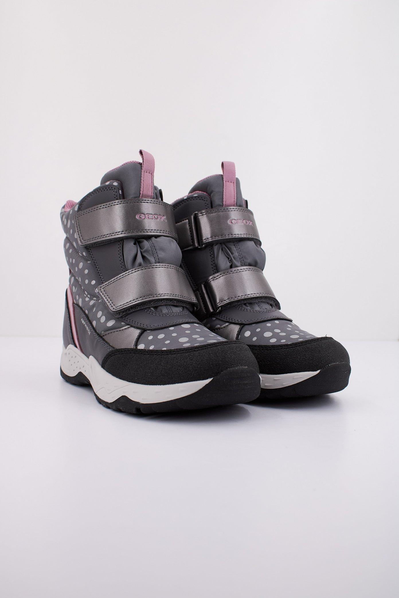 GEOX J SENTIERO GIRL B AB en color GRIS (2)