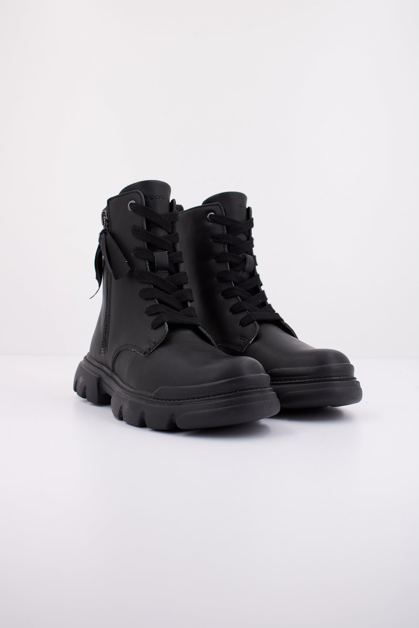 GEOX J JUNETTE GIRL en color NEGRO (2)