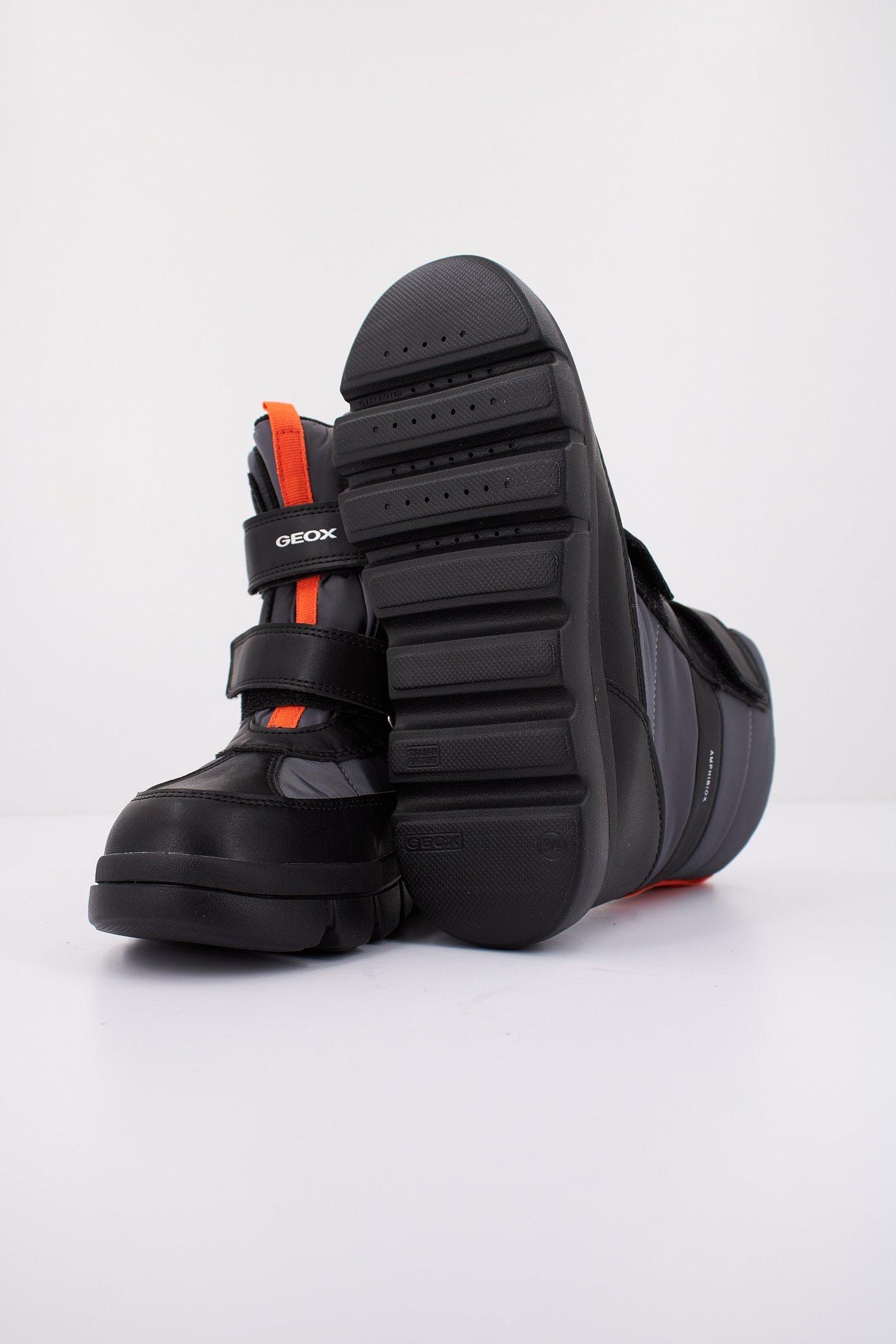GEOX J WILLABOOM en color NEGRO (5)