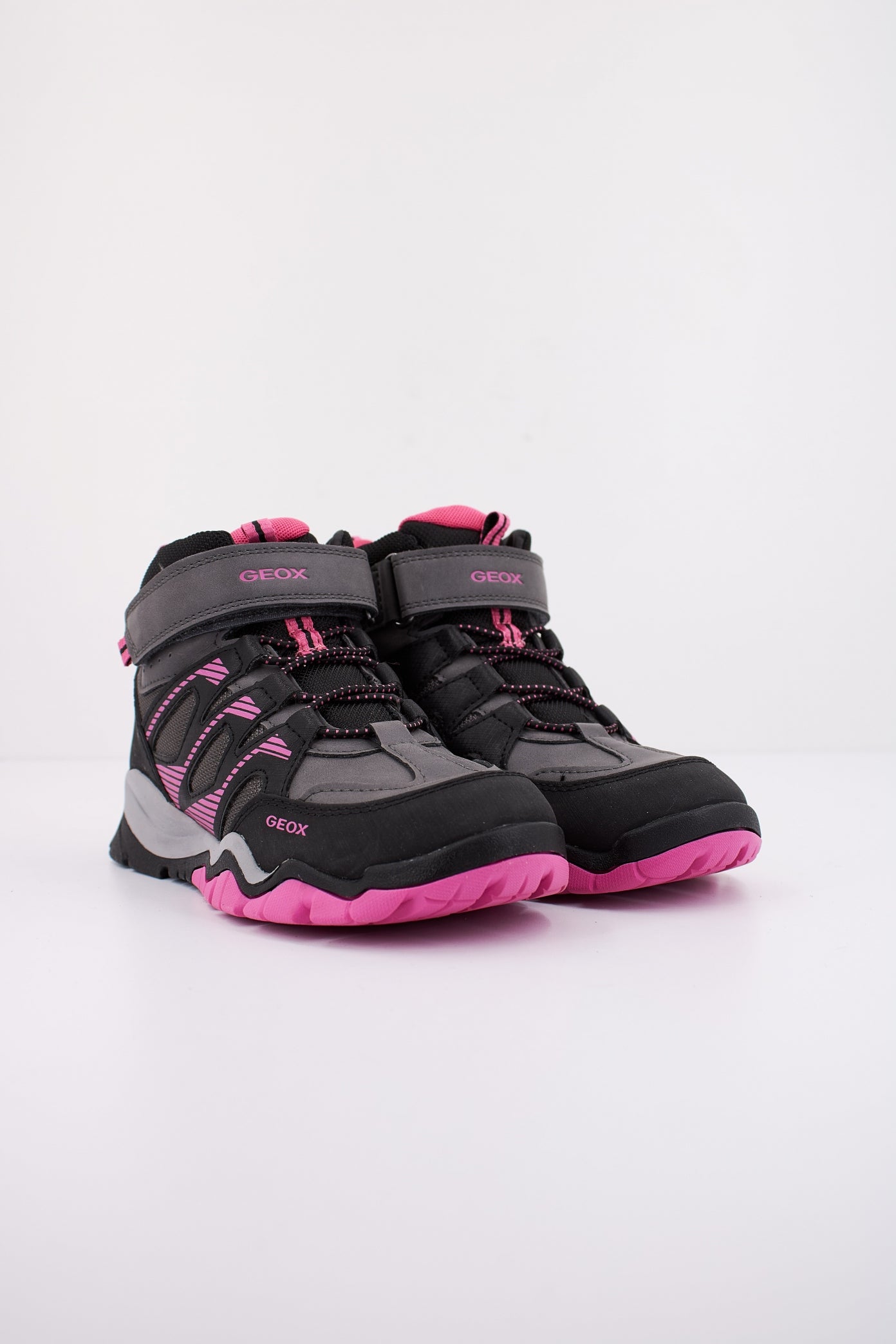 GEOX J MONTRACK GIRL B AB en color GRIS (2)