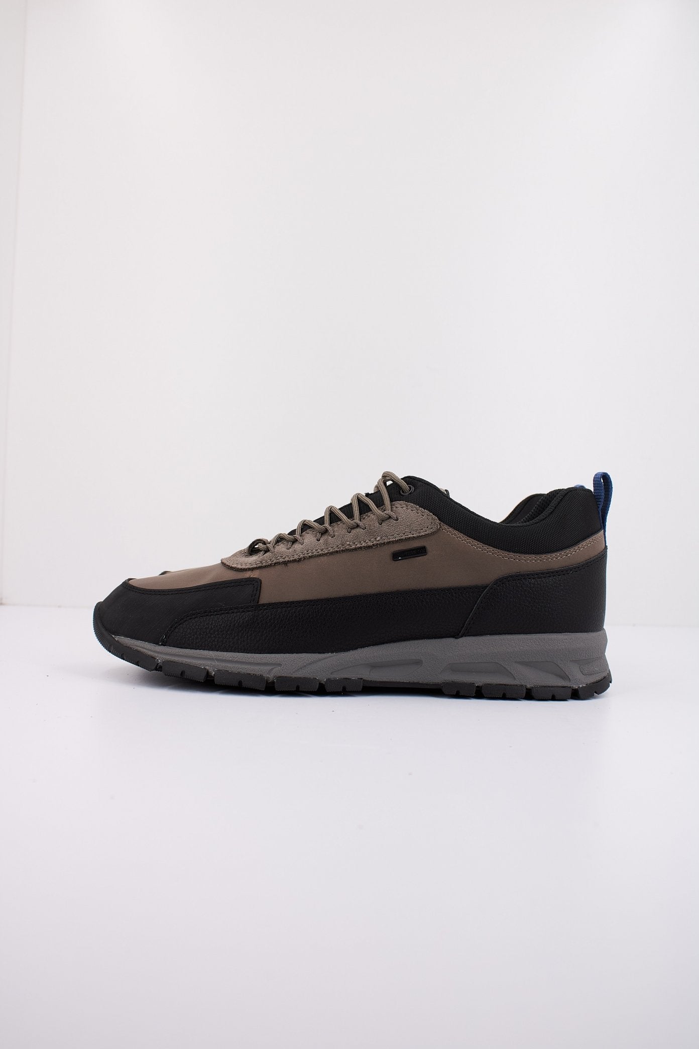GEOX U DORAY en color GRIS (1)