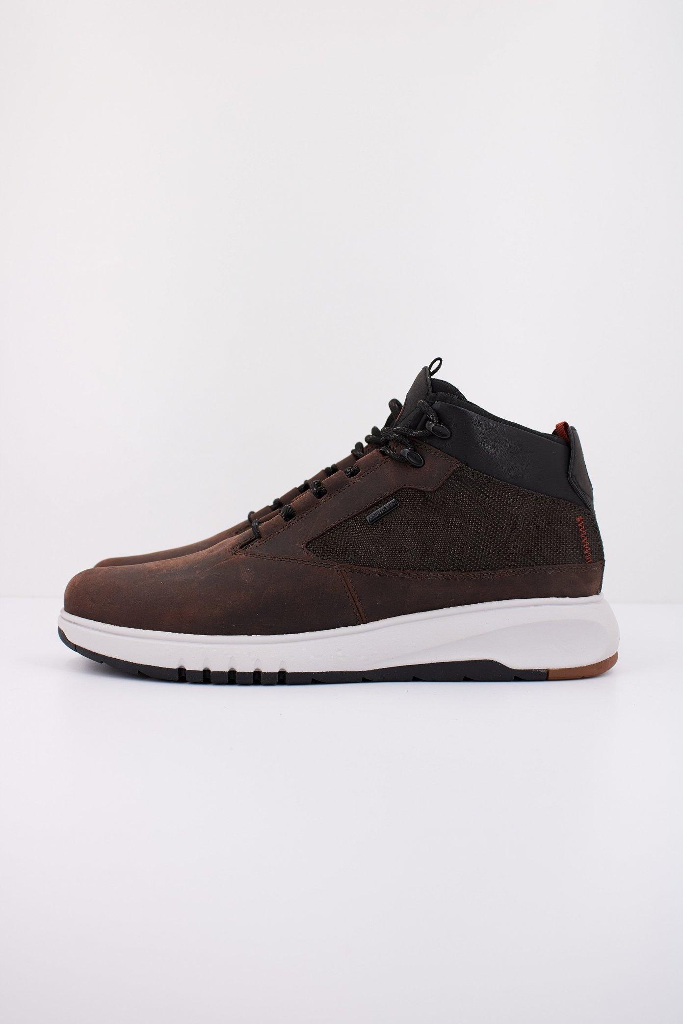 GEOX U AERANTIS en color MARRON (1)