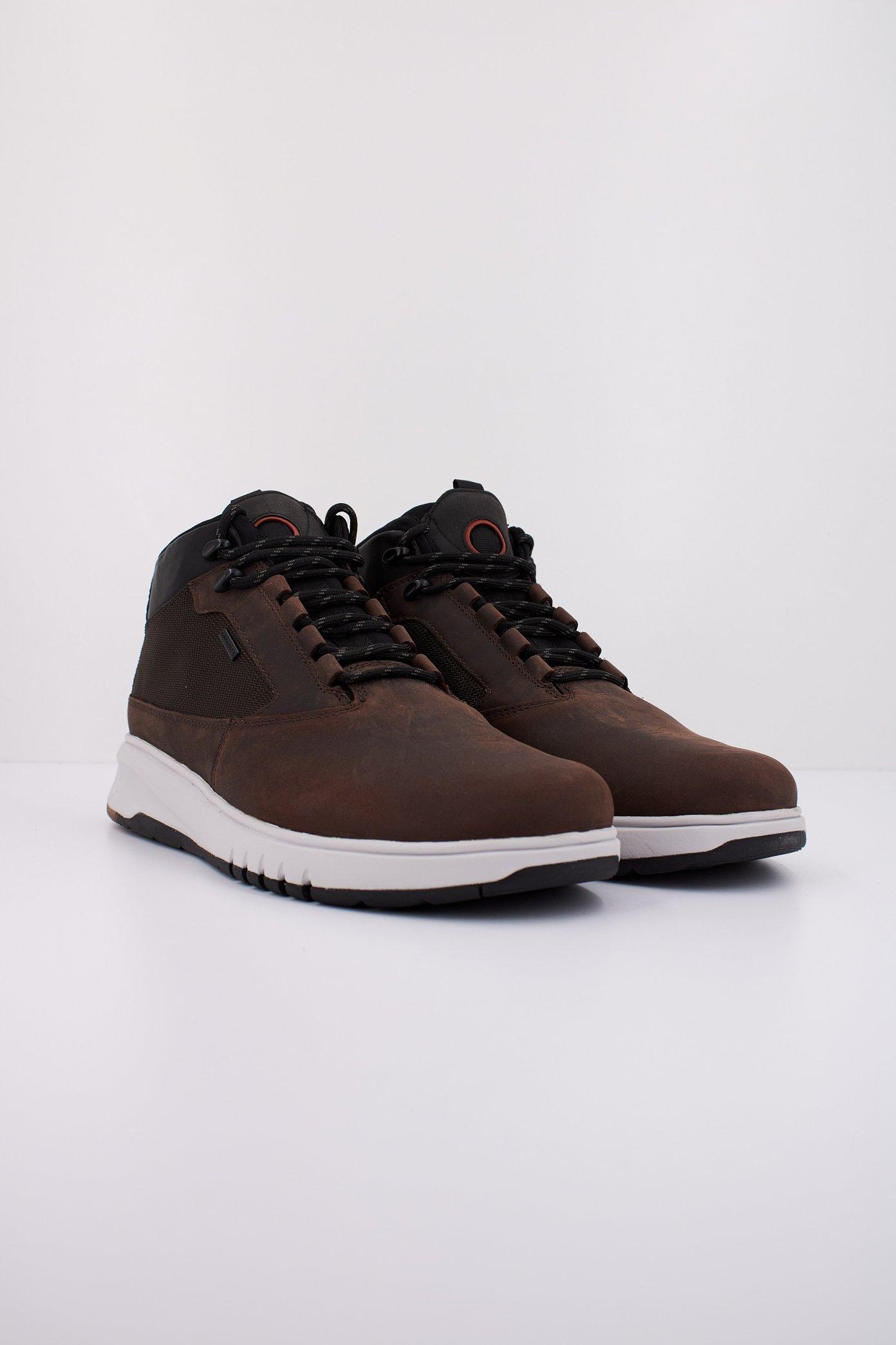 GEOX U AERANTIS en color MARRON (2)