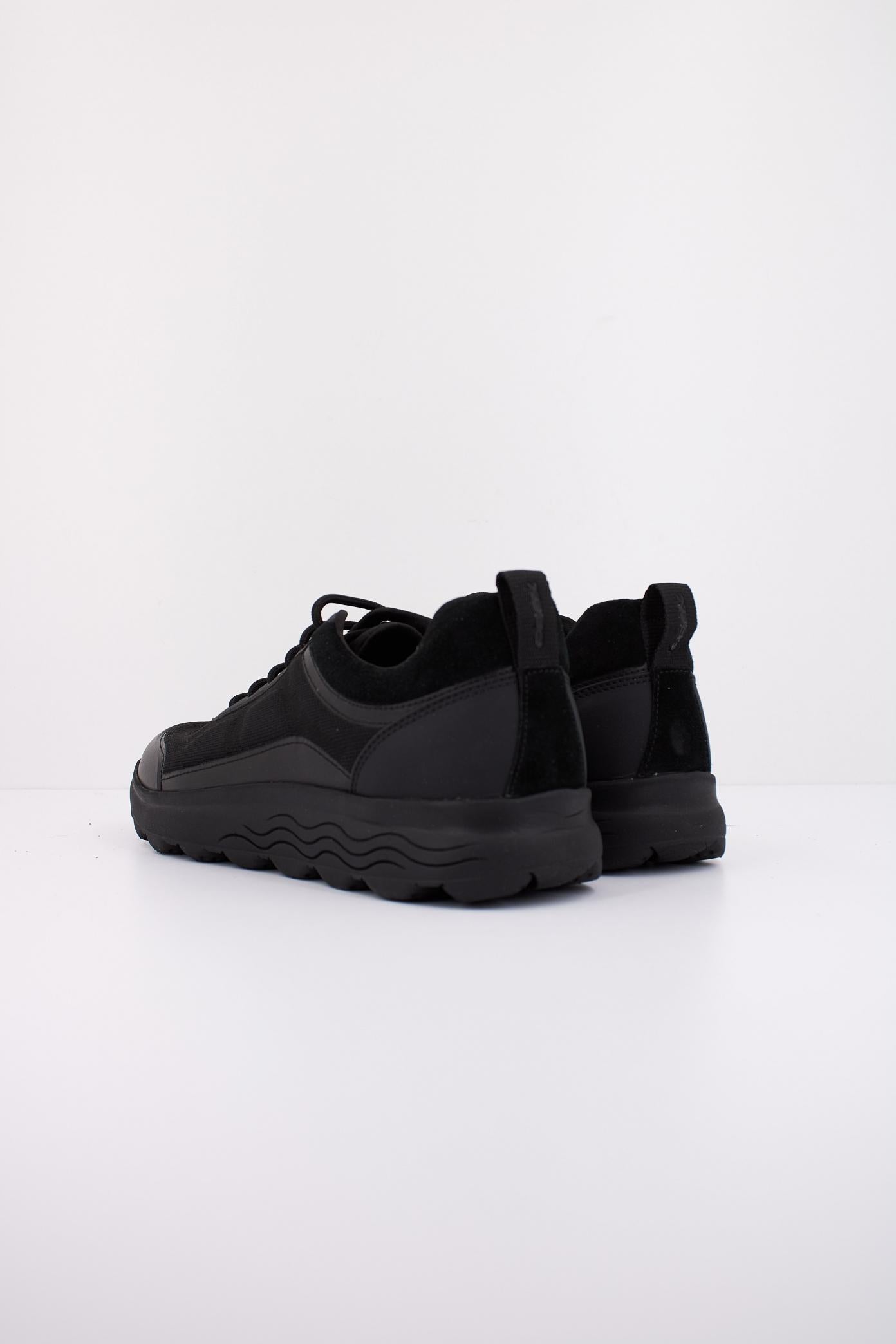 GEOX U SPHERICA en color NEGRO (4)