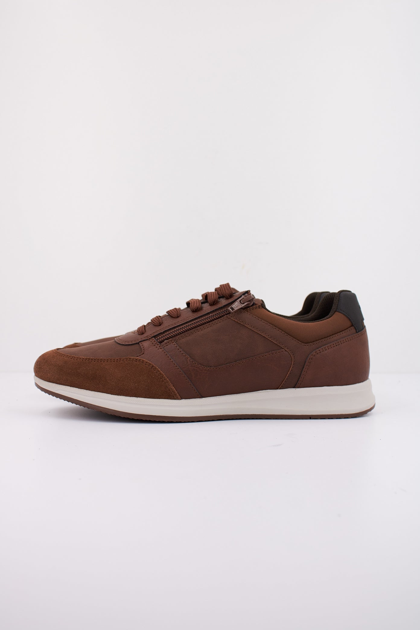 GEOX EKPT U AVERY en color MARRON (1)