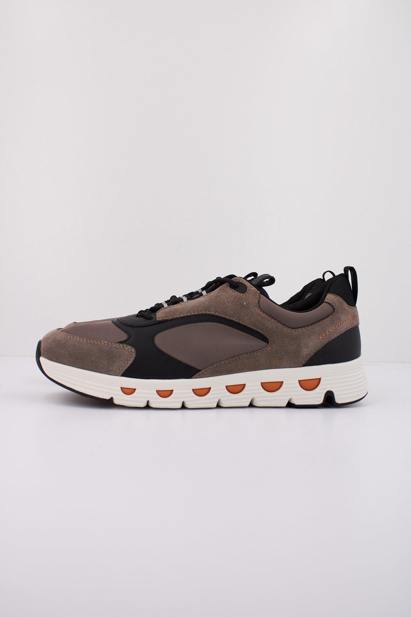 GEOX FU U SPHERICA en color BEIS (1)