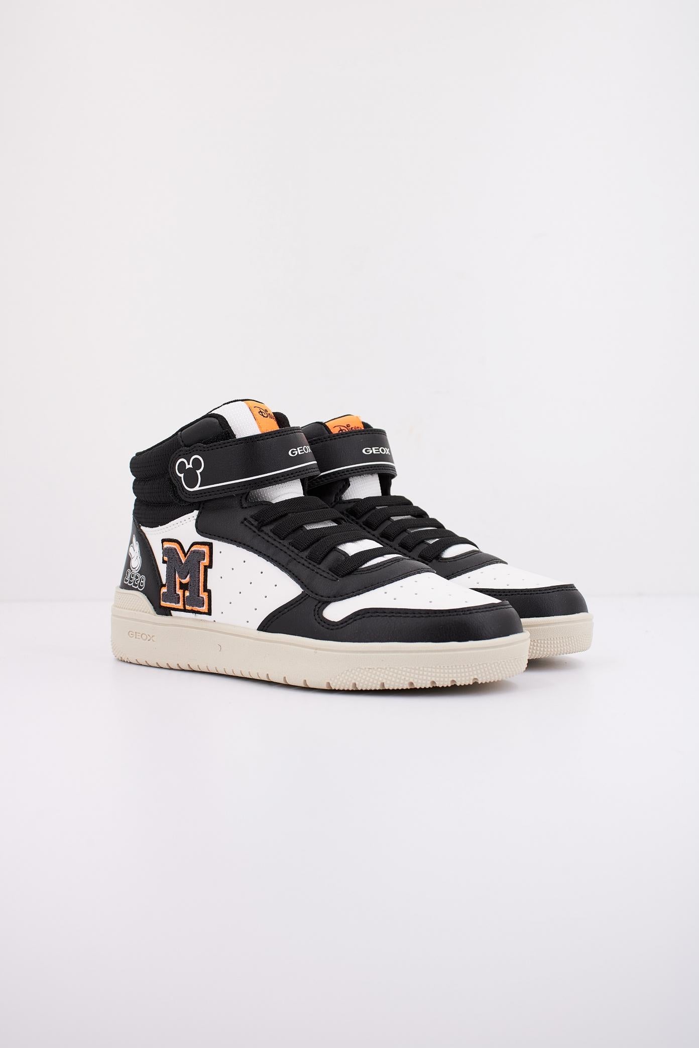 GEOX J WASHIBA en color NEGRO (2)