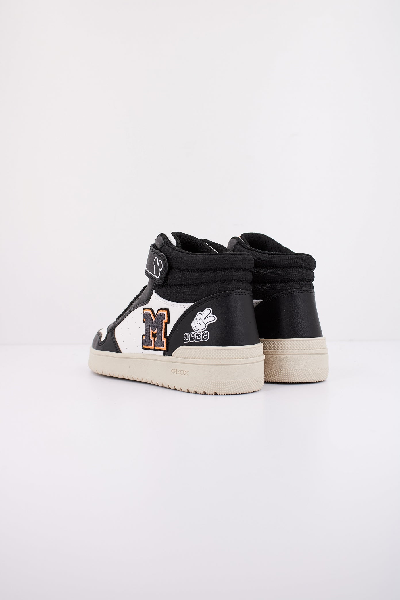 GEOX J WASHIBA en color NEGRO (4)