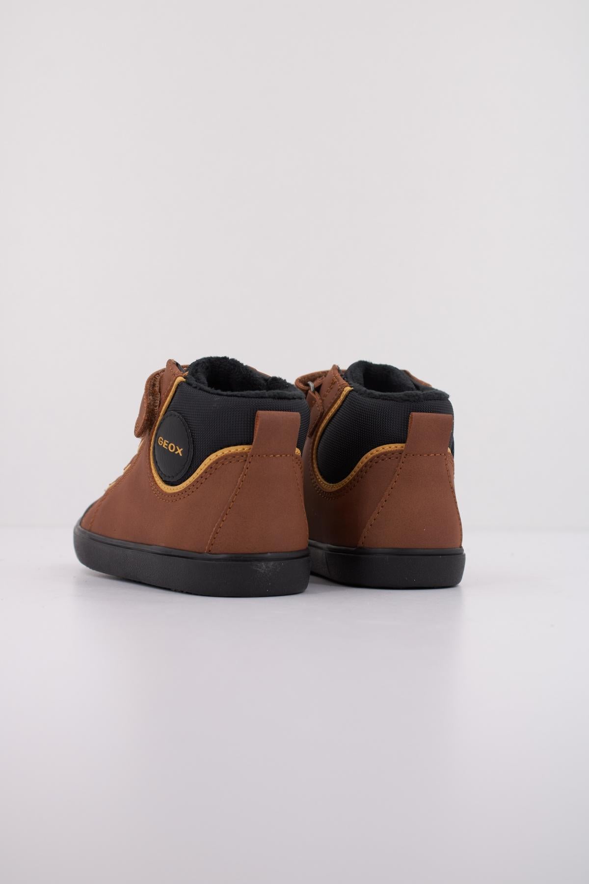 GEOX B GISLI en color MARRON (4)