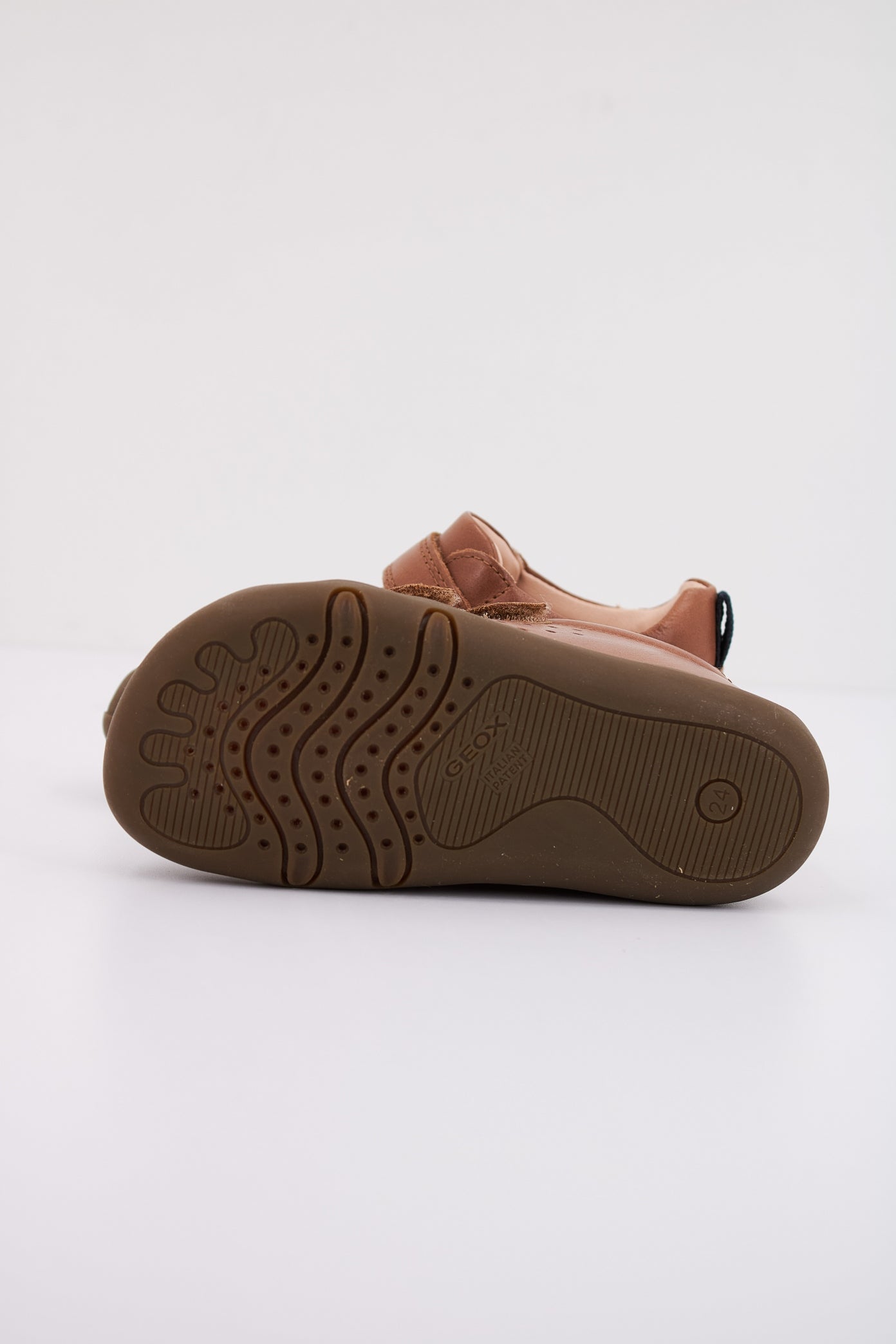 GEOX B STEPPIEUP en color MARRON (5)