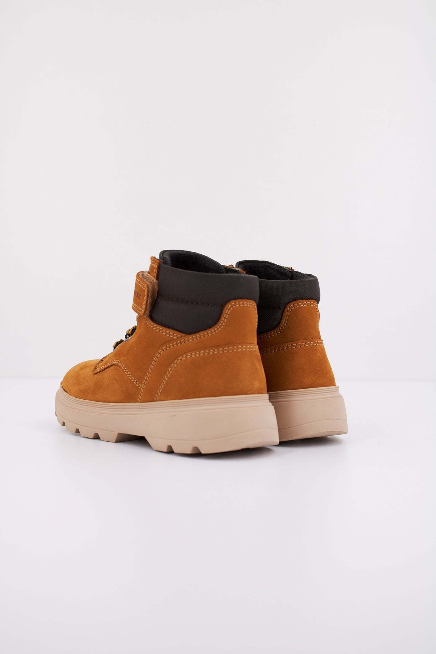 GEOX B KIDDARTAH en color MARRON CLARO (4)