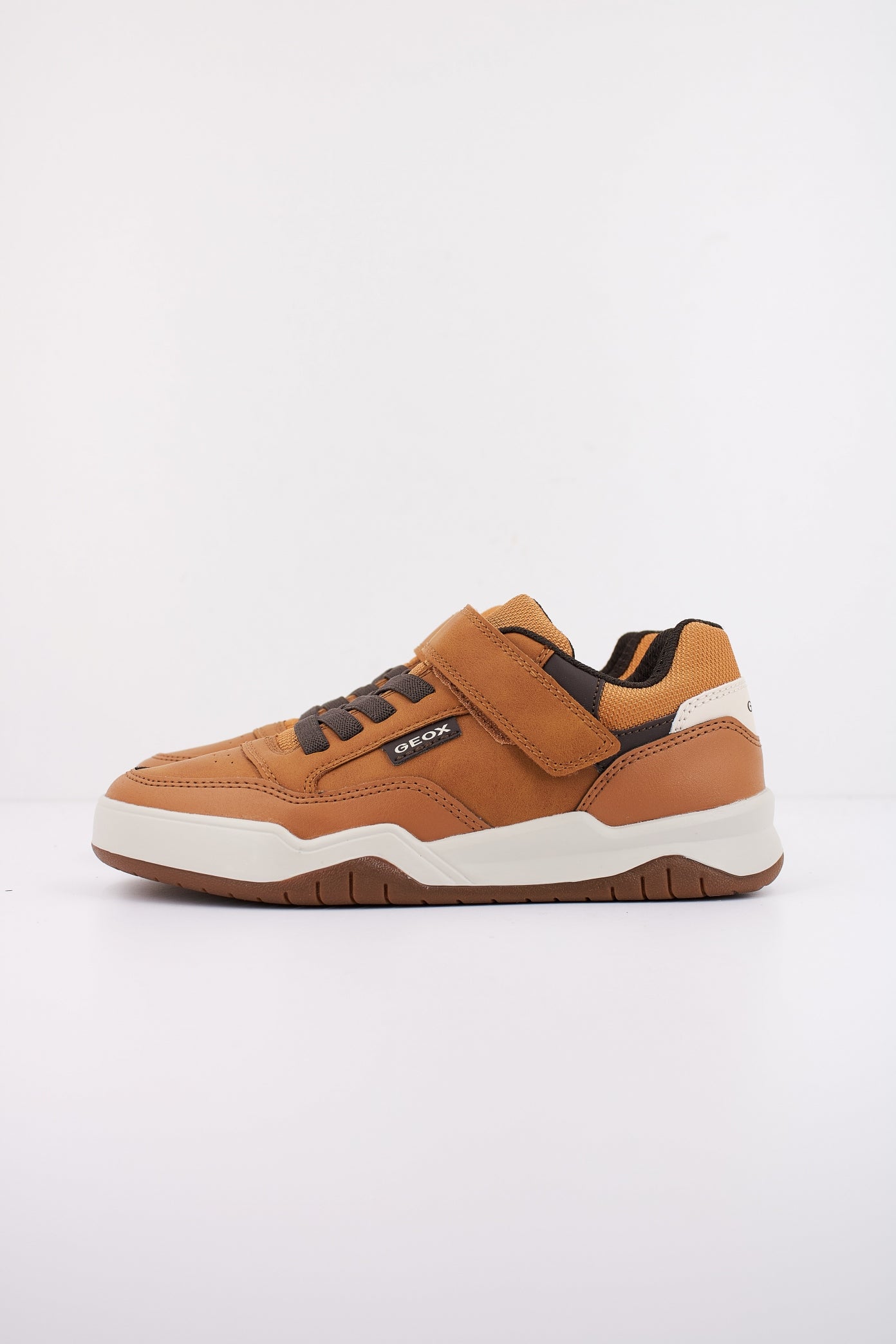 GEOX en color MARRON (1)